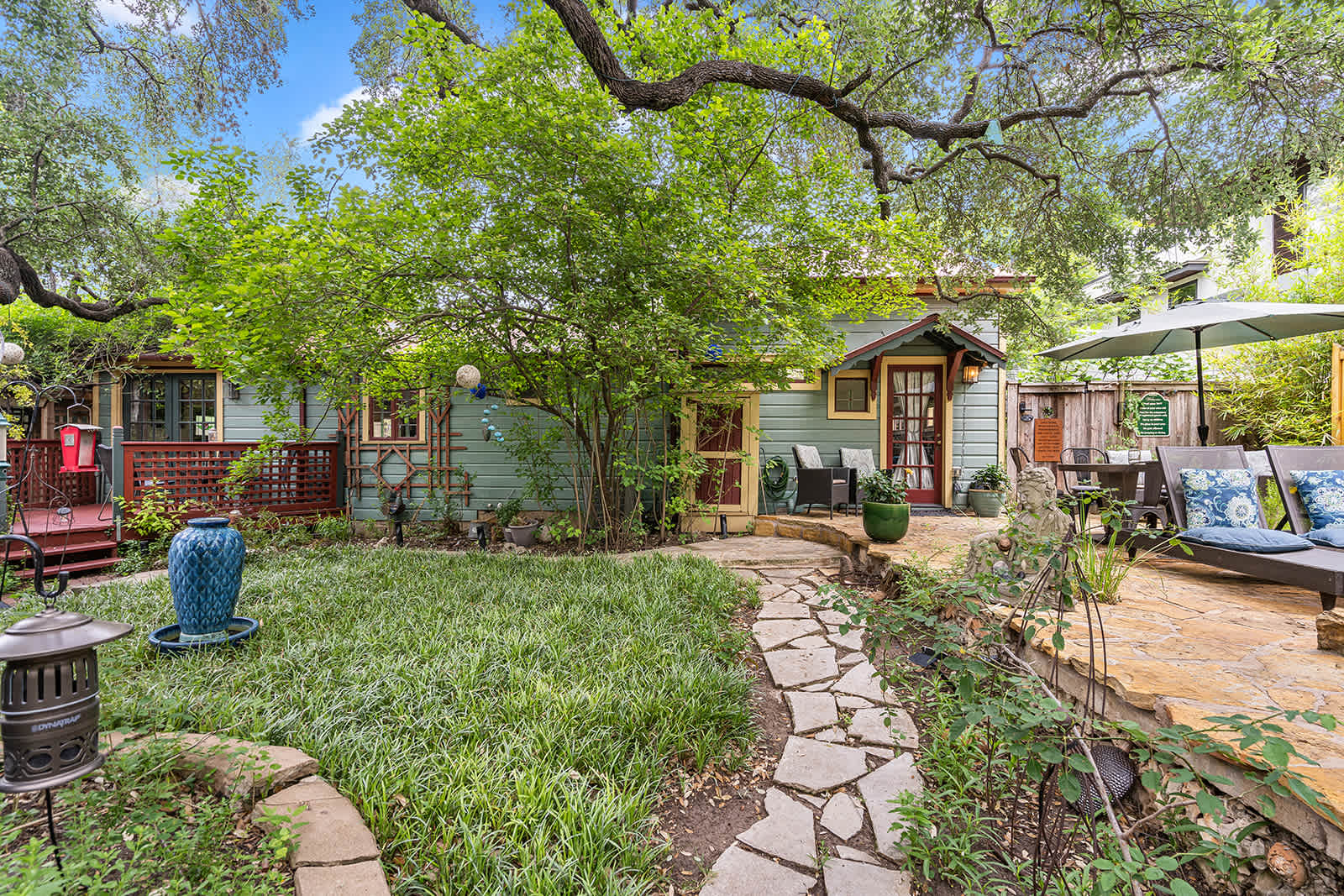 SoCo District, Pool | Carriage House, Park Lane