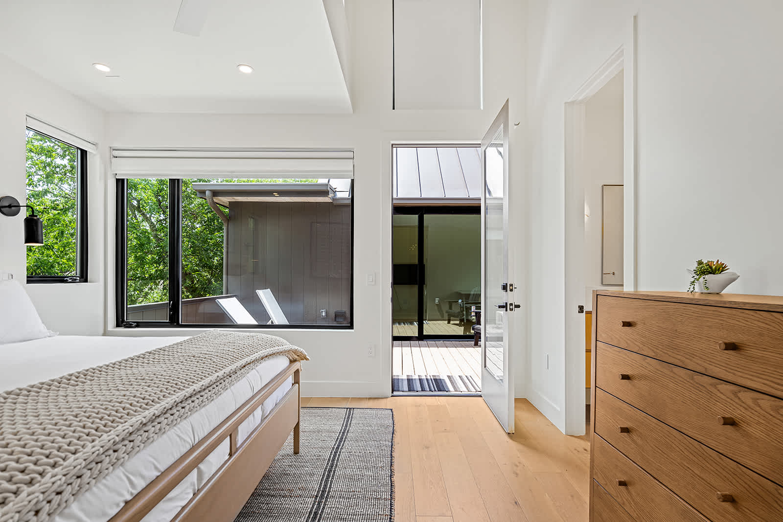 Modern Retreat in South Austin | Apex Living