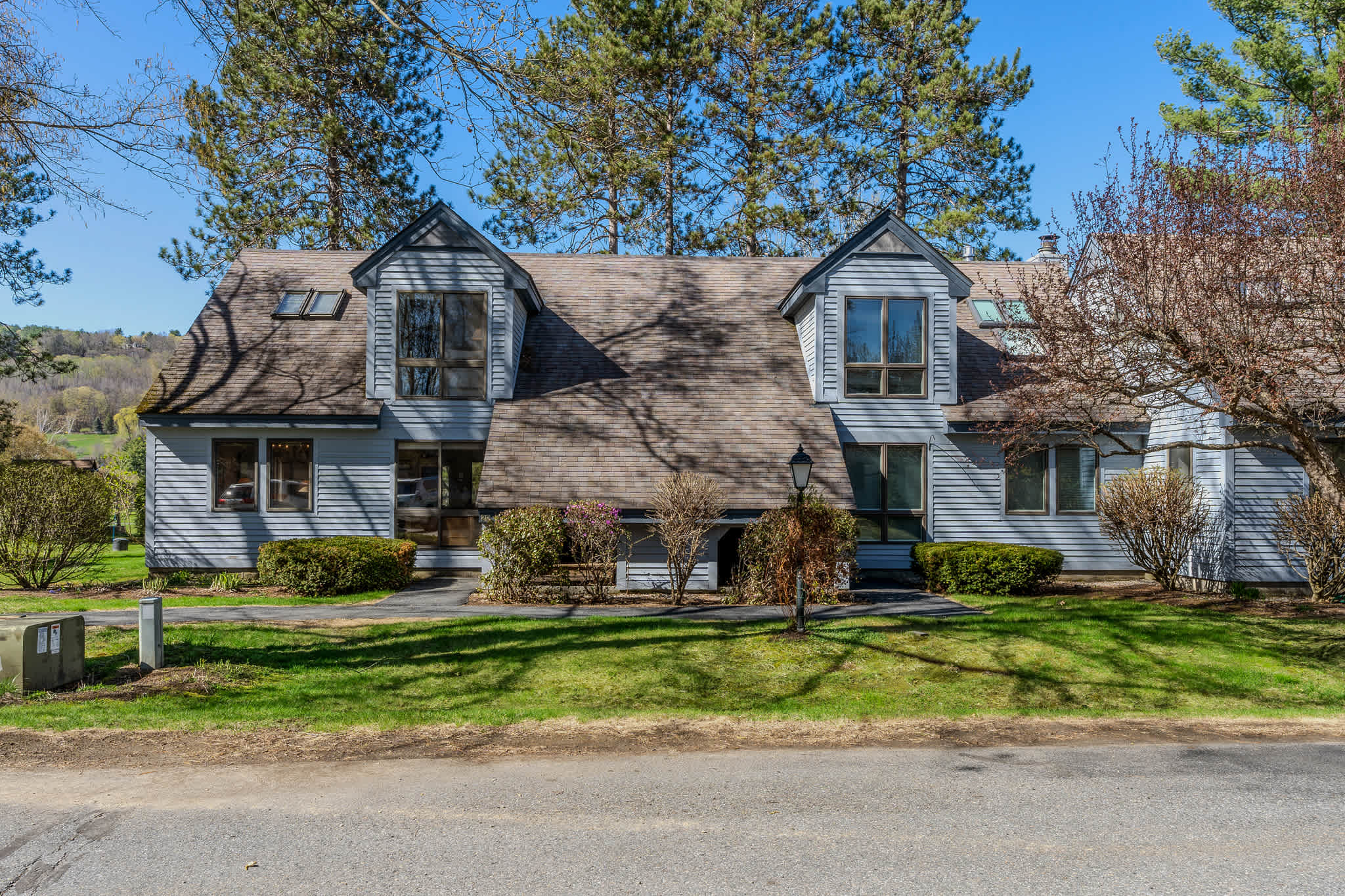 Highland Golf, Walk to Club | Lakeland Village 2D