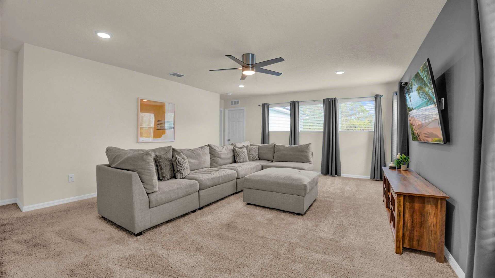Upstairs lounge area with smart TV 