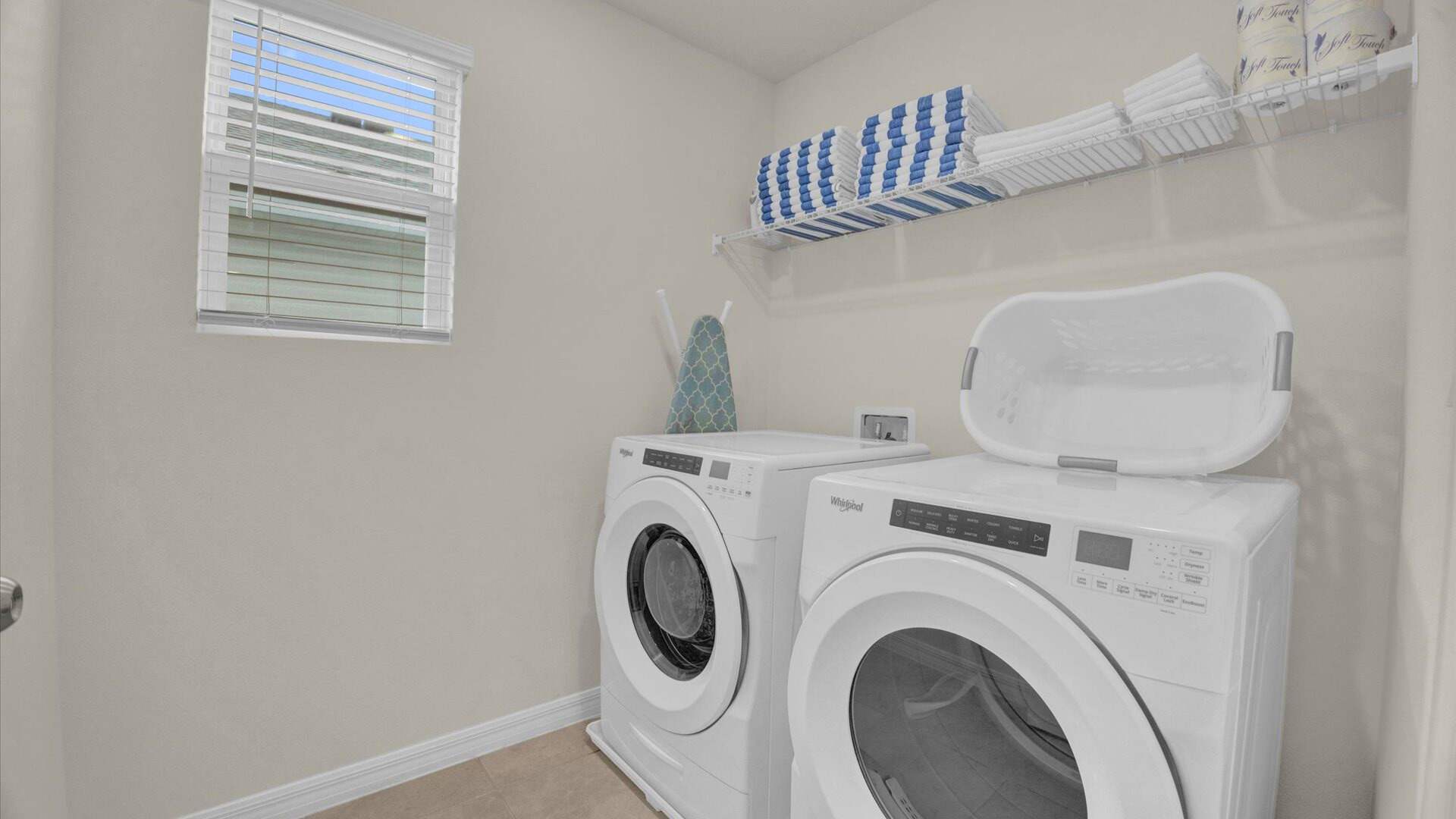 In-Home laundry facilities (washer and dryer)