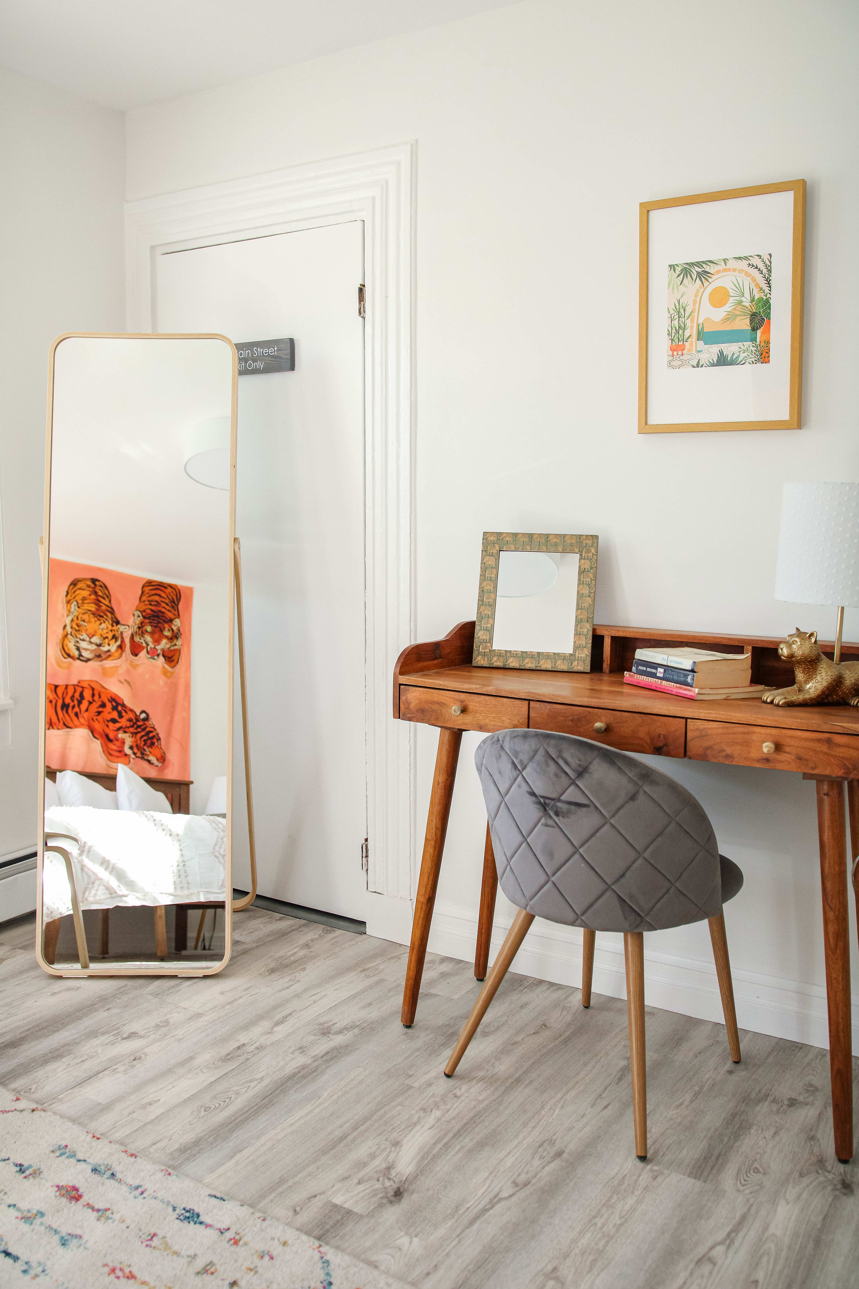 Historic Apartments in Center, Warren - Sleep 8!