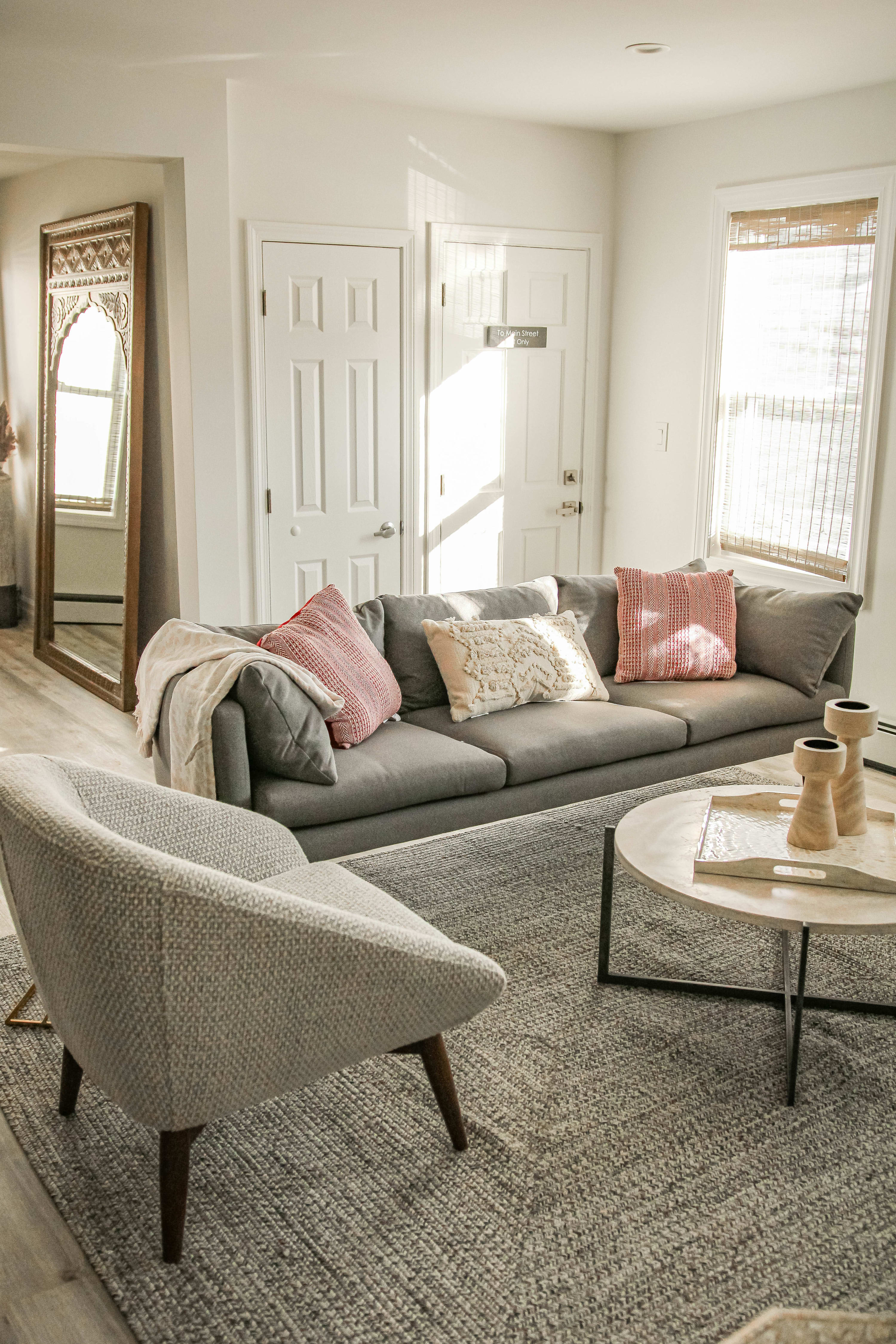 Historic Apartments in Center, Warren - Sleep 8!