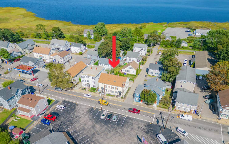 Historic Apartments in Center, Warren - Sleep 8!