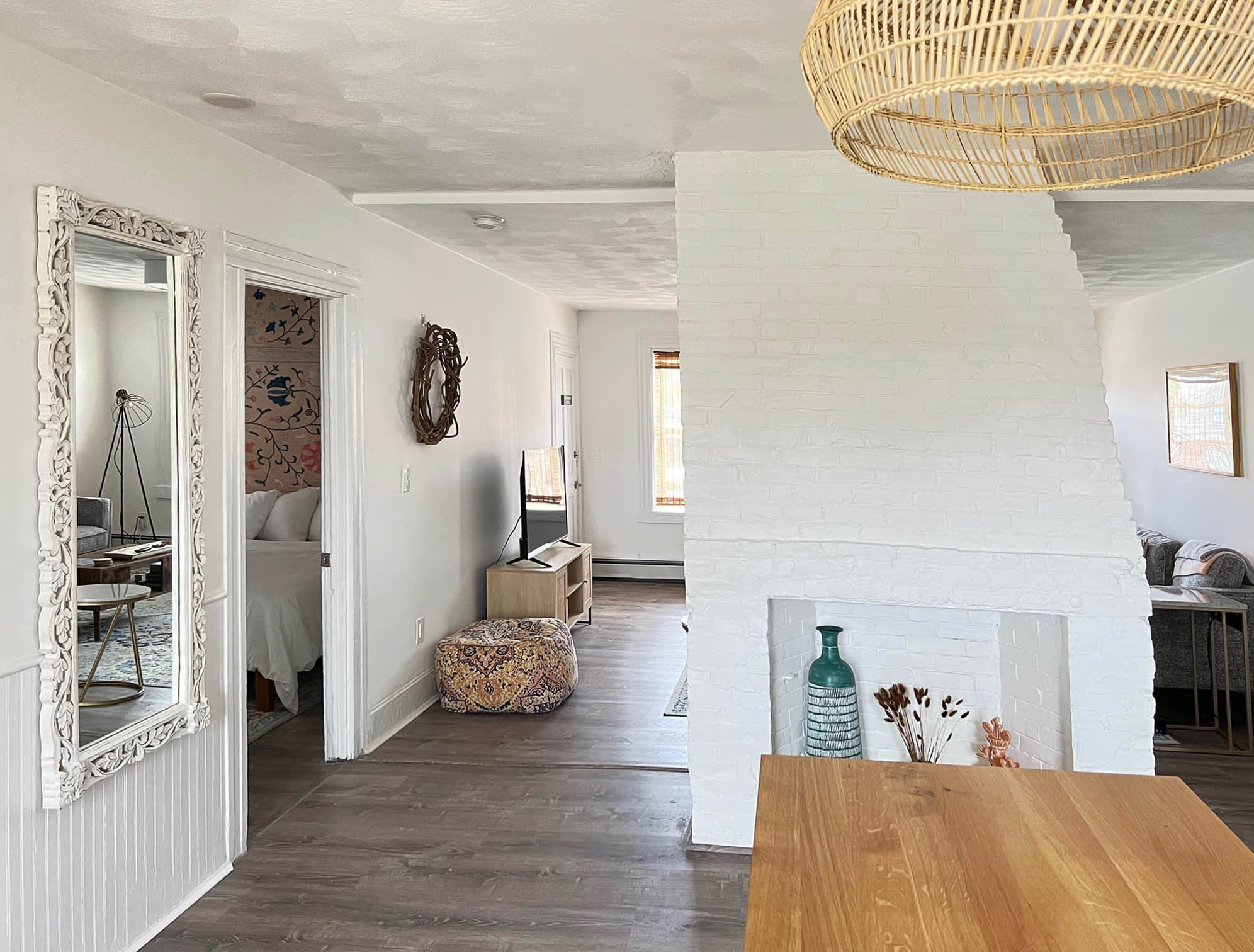 Historic Apartments in Center, Warren - Sleep 8!