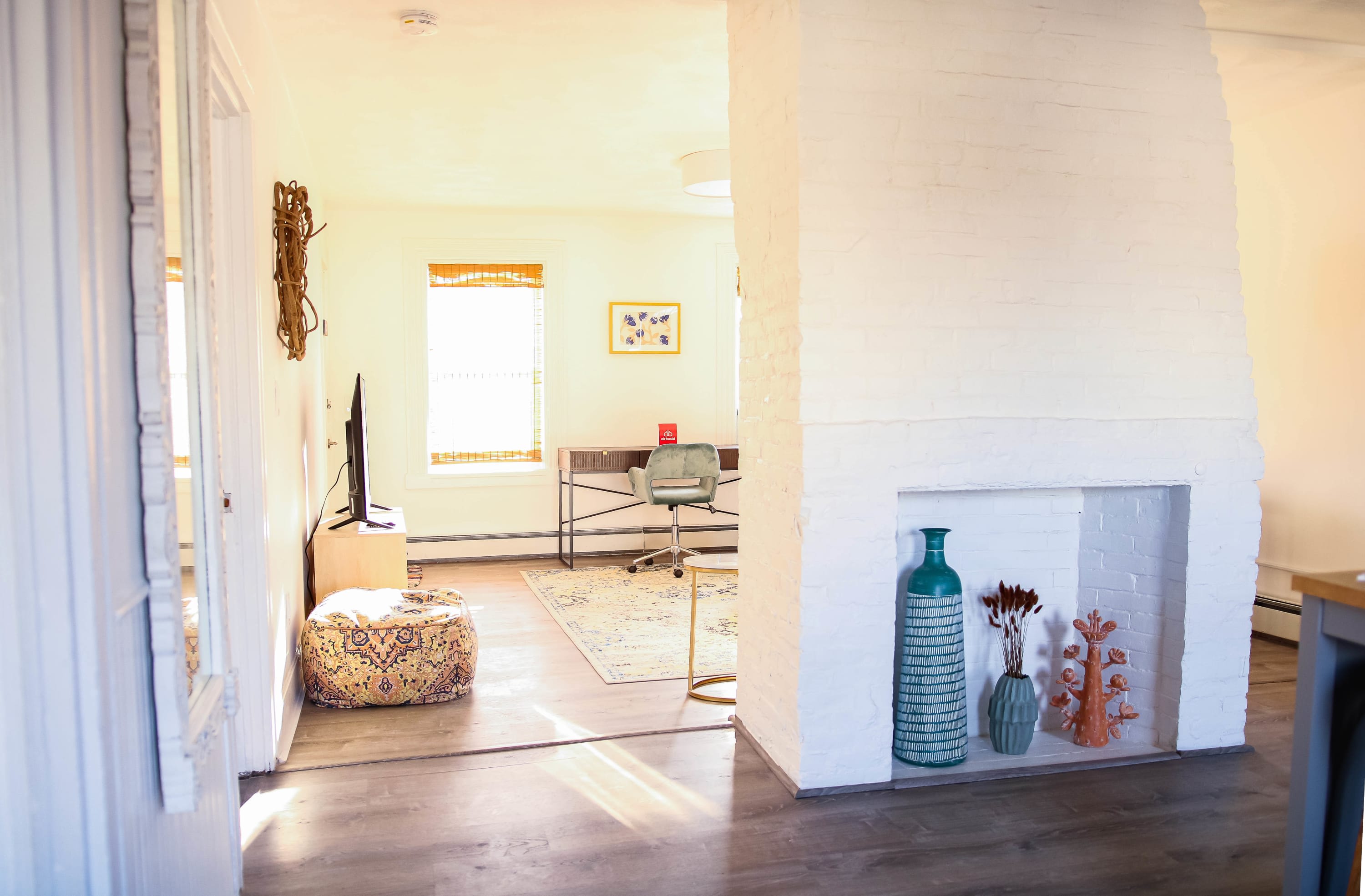 Historic Apartments in Center, Warren - Sleep 16!