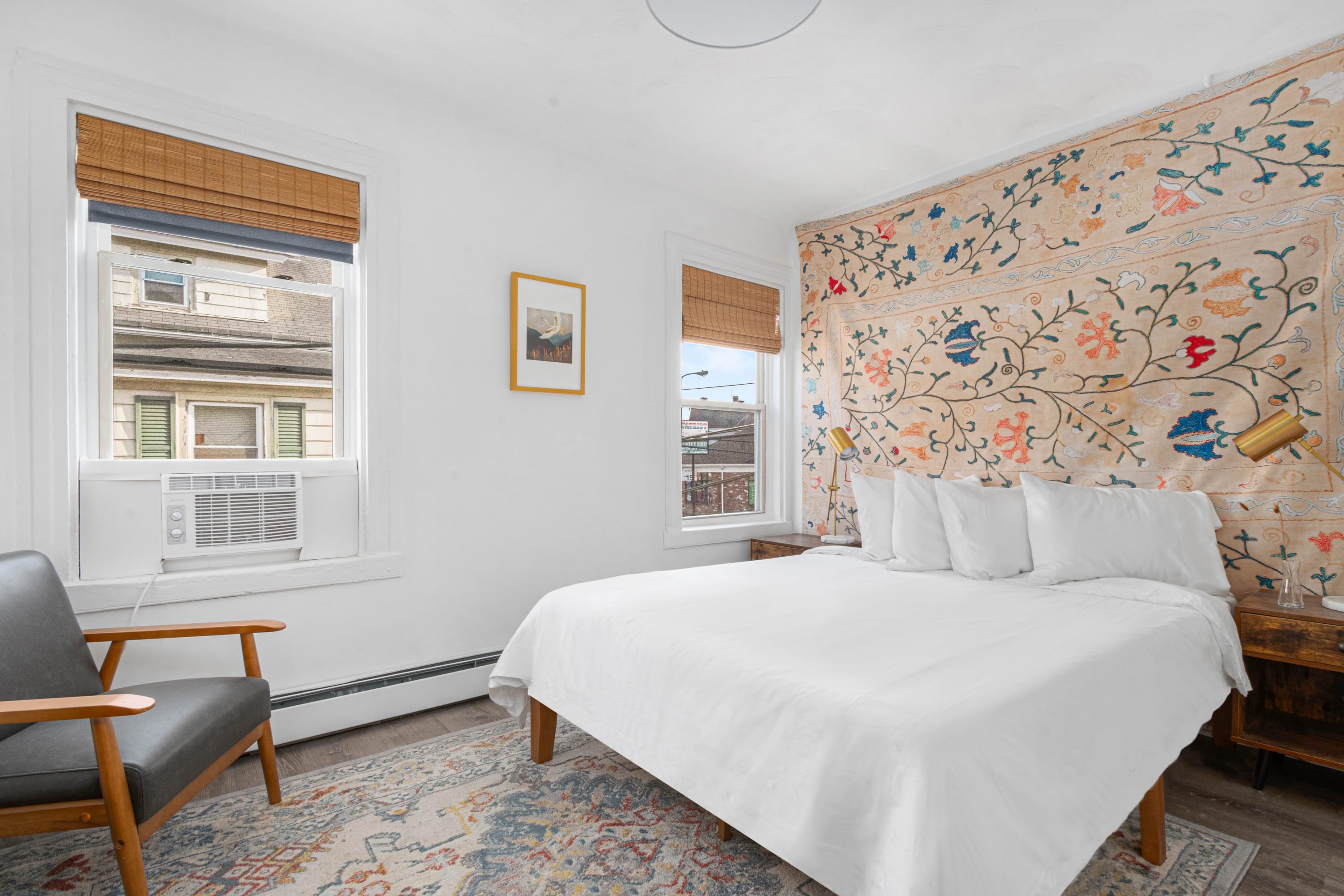 Historic Apartments in Center, Warren - Sleep 16!