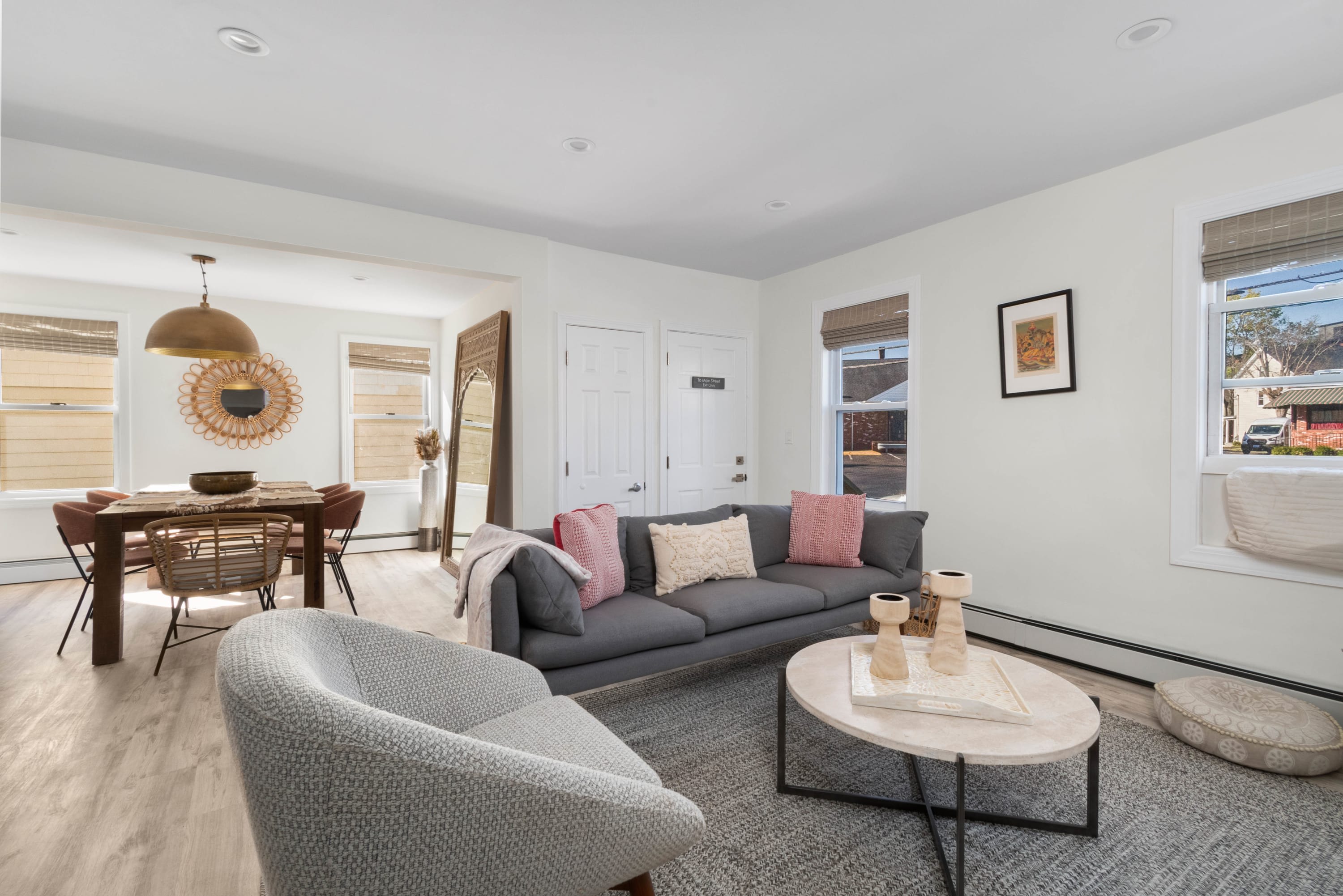 Historic Apartments in Center, Warren - Sleep 16!