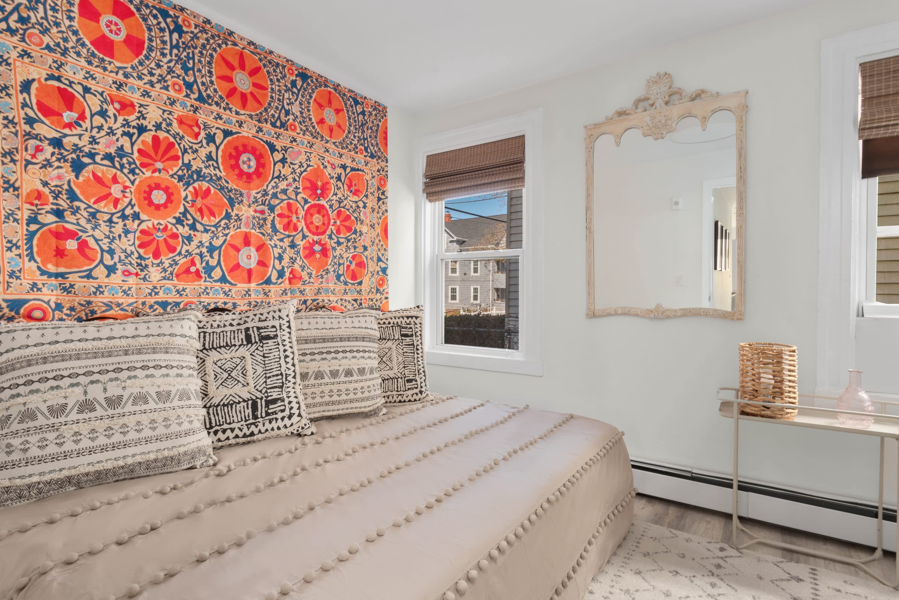 Historic Apartments in Center, Warren - Sleep 16!