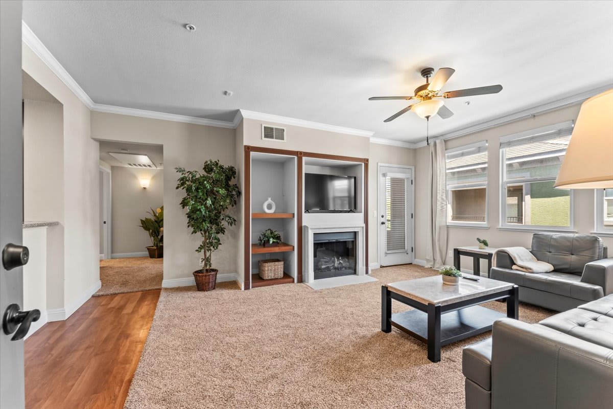 South Reno 1BR · Mini Golf, Hot Tub & Gym Access