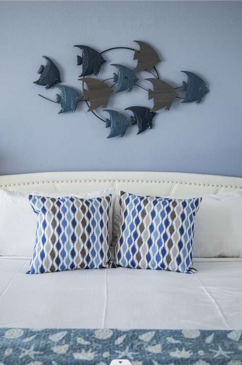 KING bed on the BEACH Pools M61 | Photo 13