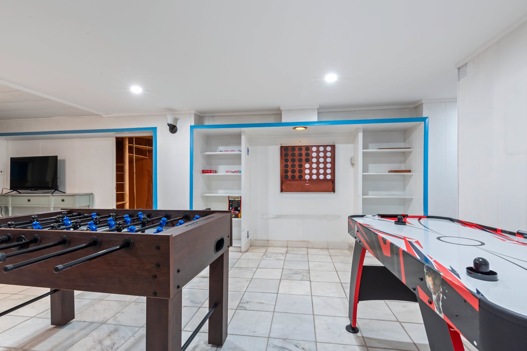 Oversized Family Beach Block Duplex with Game Room - Foto 50