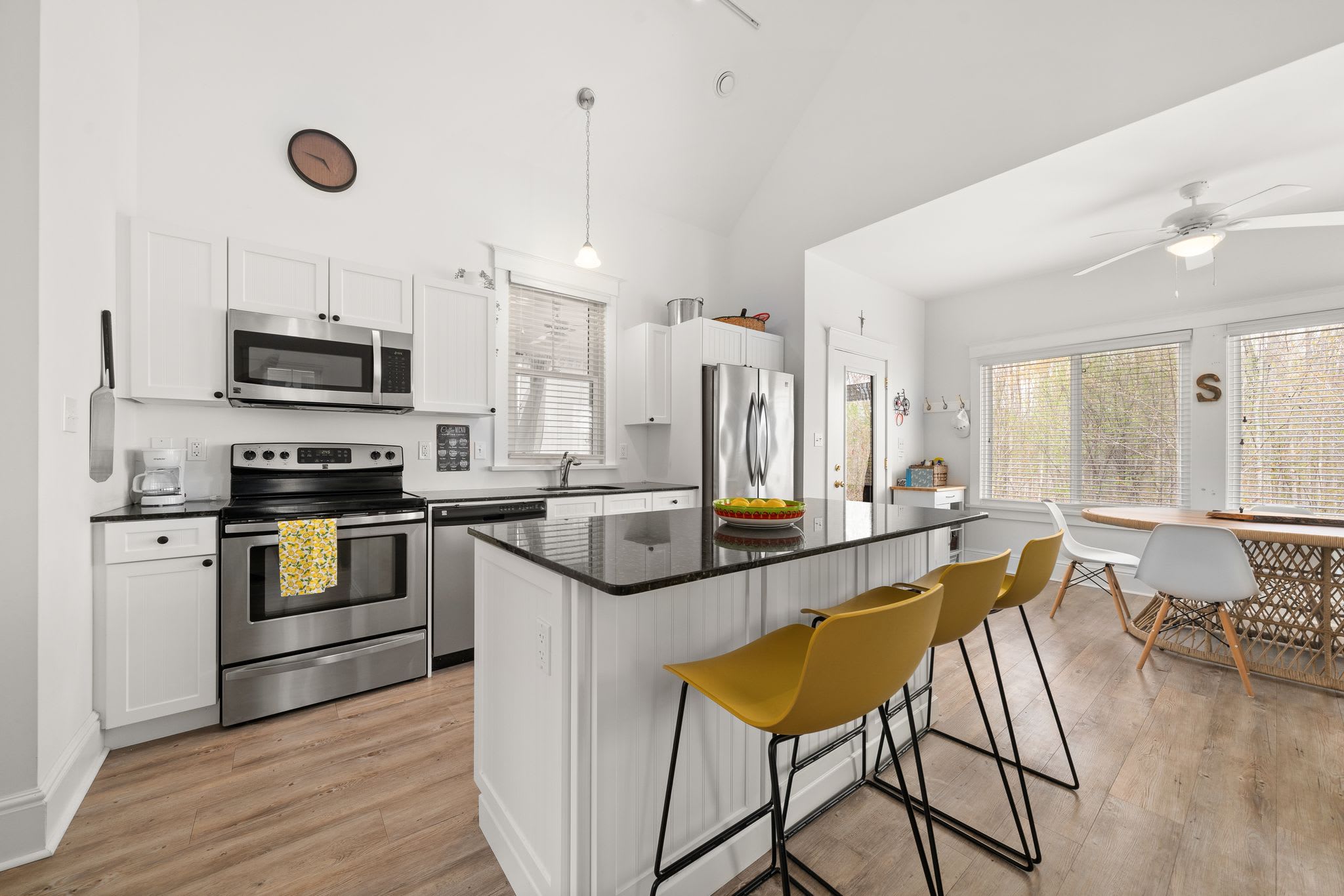 L'Hibou - 18 Farm View