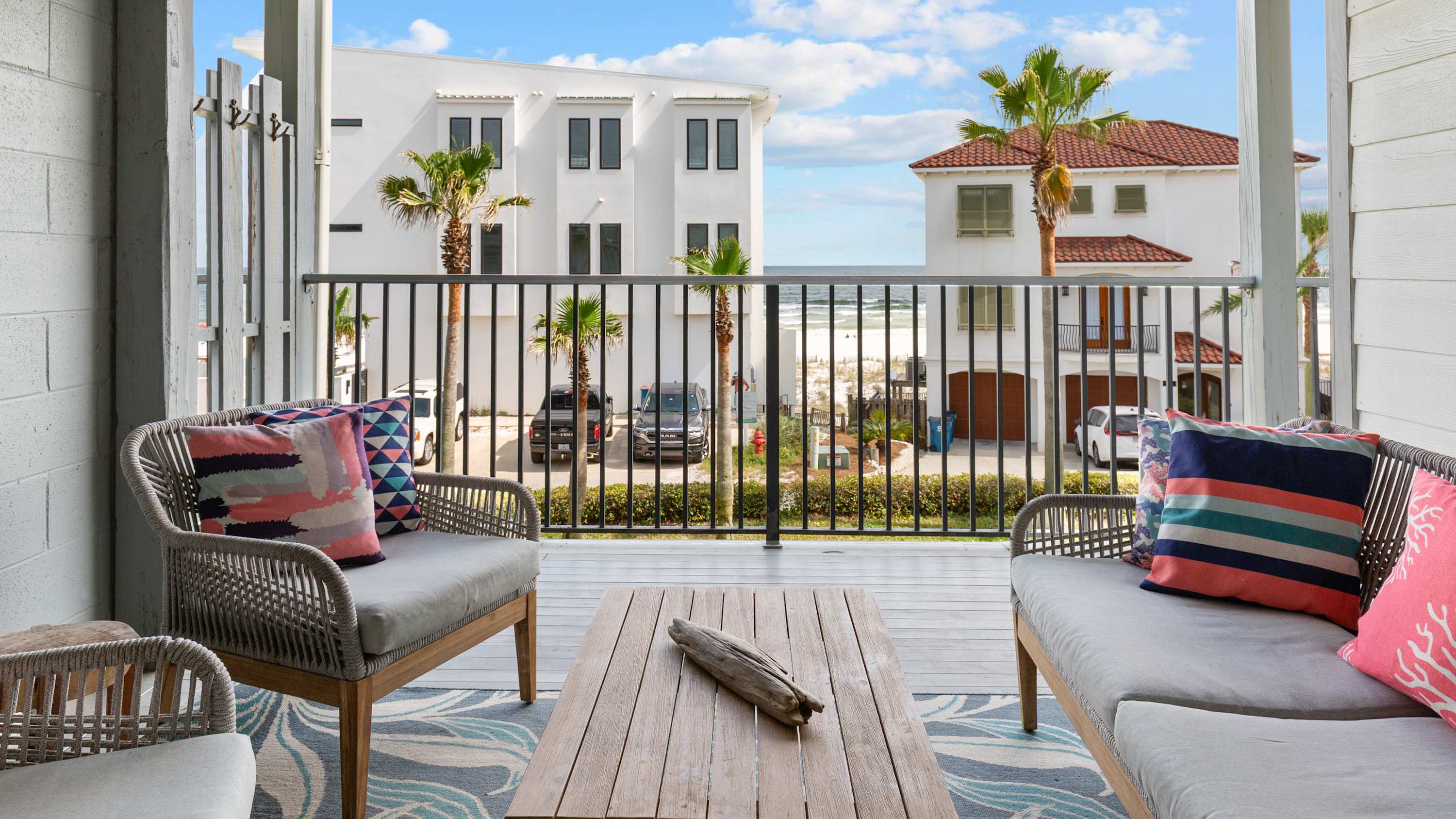 Cozy 2 Bedroom Coastal Getaway with Community Pool 5 Minute Walk to Beach Get Up to 450 Daily in Free Tickets for Sunset Cruises Mini Golf Parasailing More