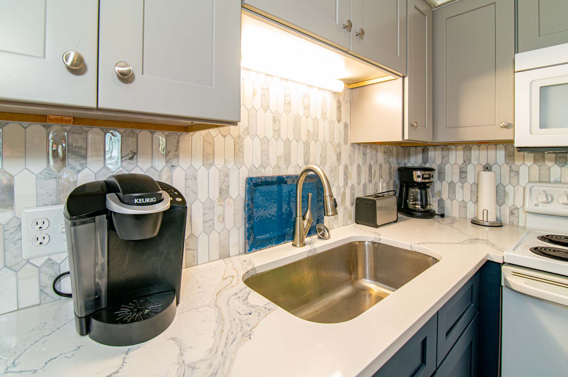 Seas the Day w Ocean Views and New Upgrades