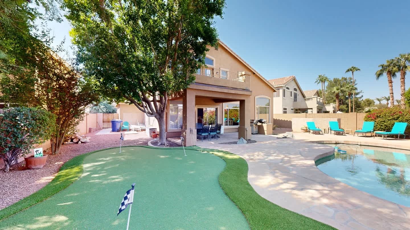 Sleeps 10! Heated Pool~Putt Putt~Dogs Welcome! — Chandler, AZ — vacation rental