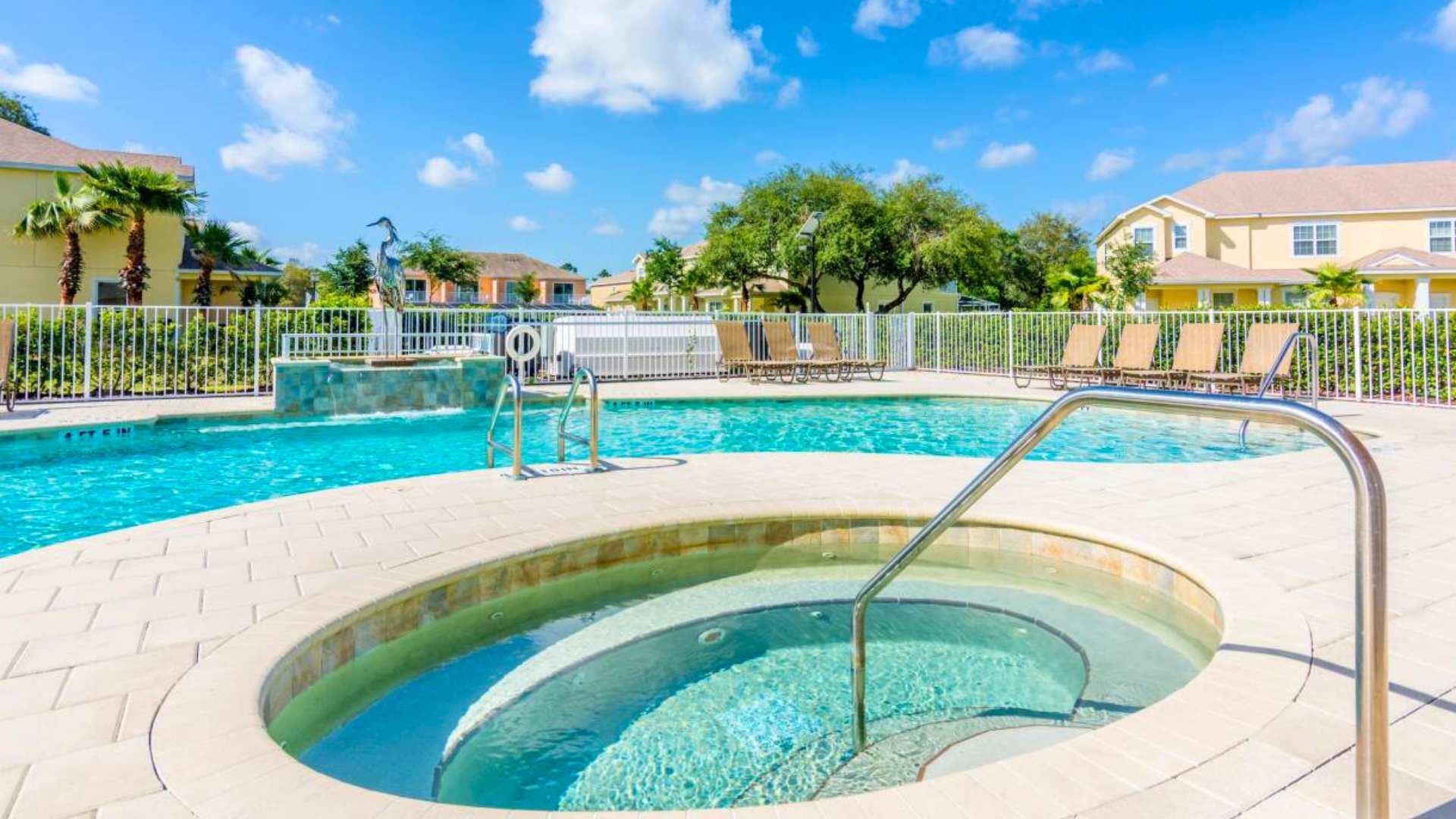 Serenity at Silver Creek Communal Swimming Pool and Hot Tub