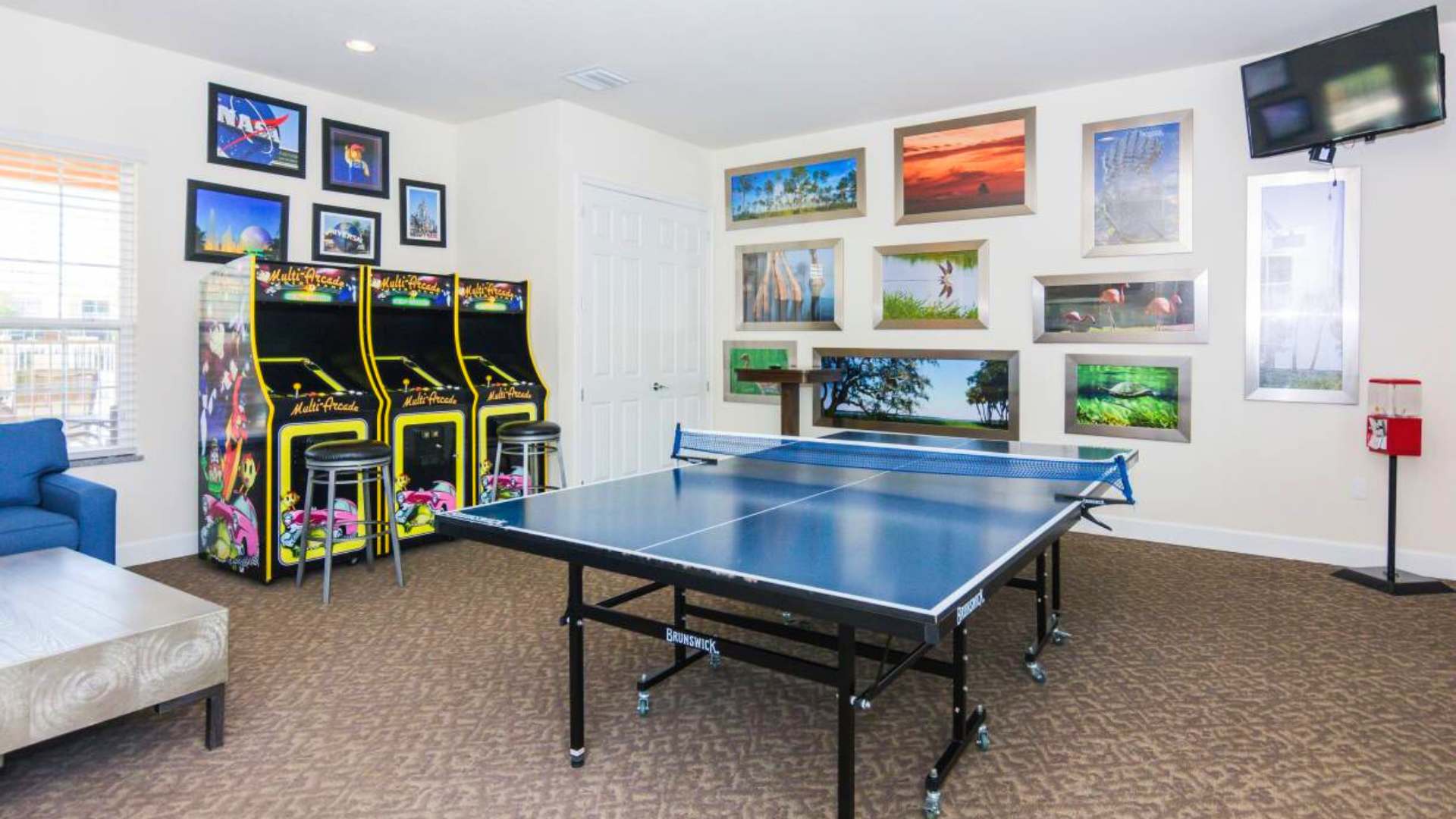 Clubhouse Games Room with Table Tennis and Arcade Games
