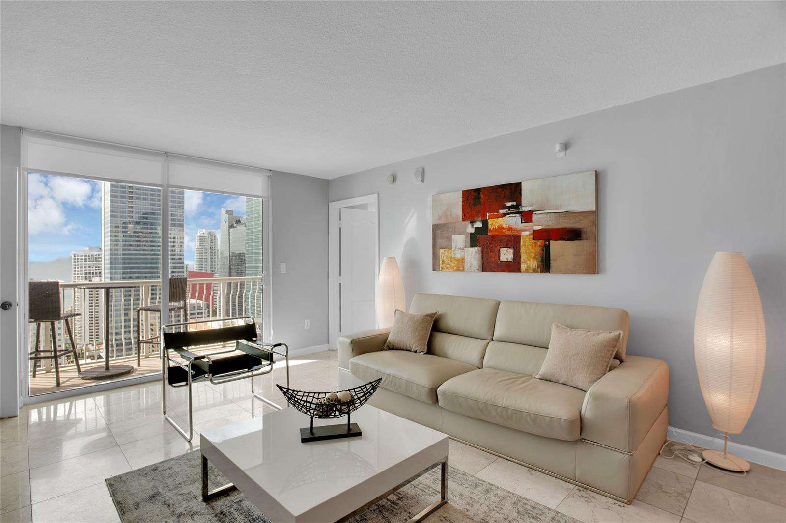 Beautiful Apt -Ocean View -Pool & Gym — Miami, FL — vacation rental
