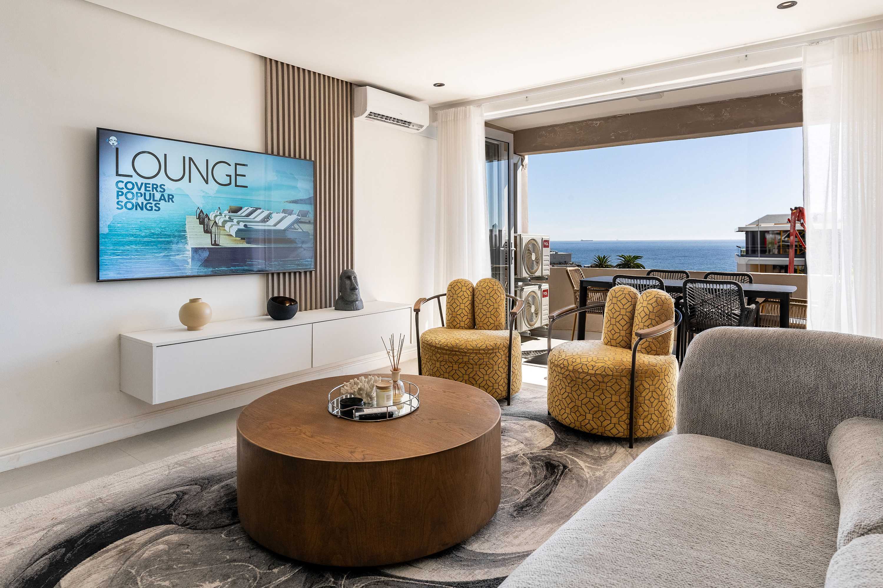 Bantry Bay Alanda - Modern Apt with Sea Views ā Cape Town, Western Cape ā vacation rental