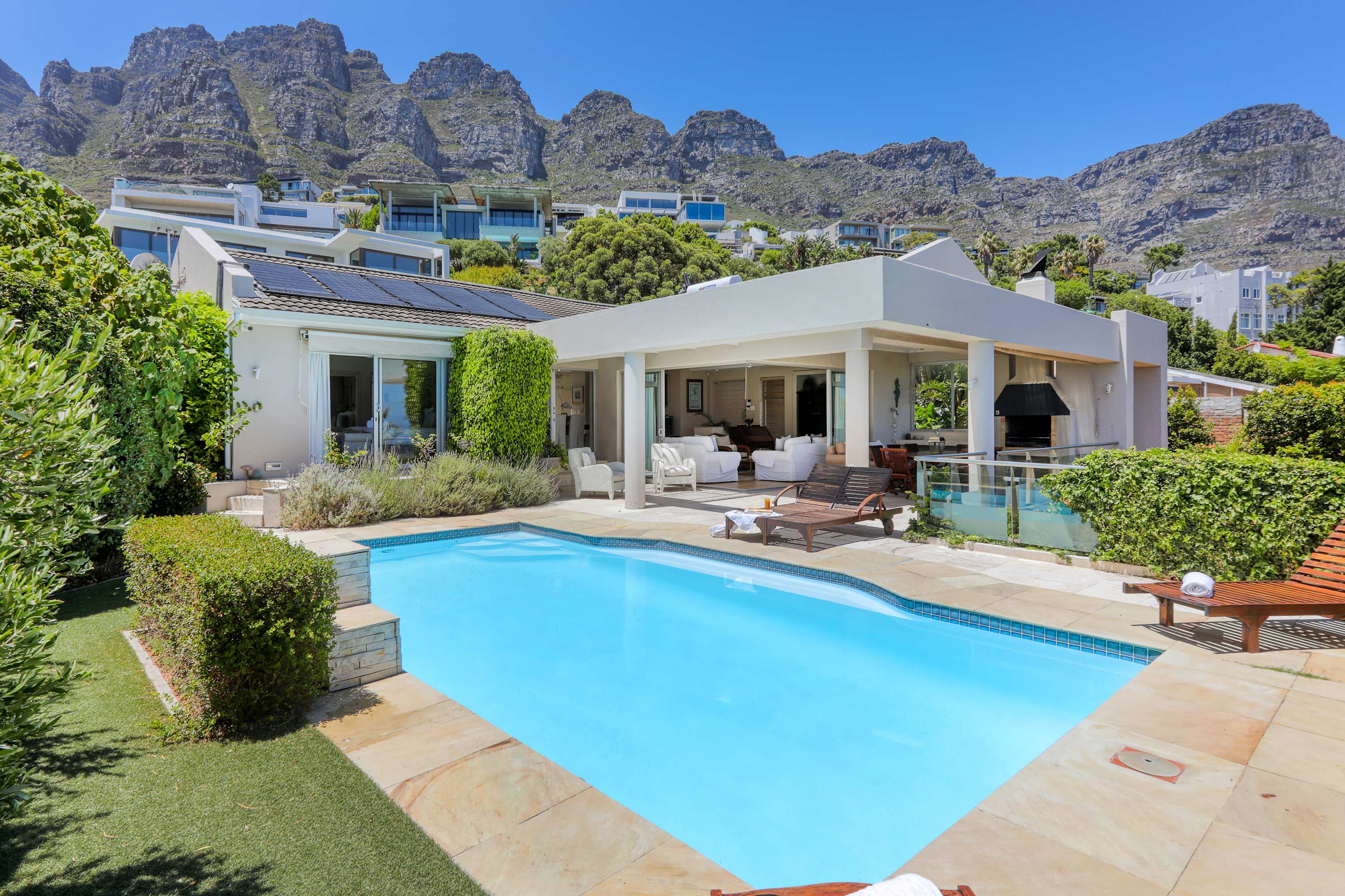 Camps Bay Sunsets - Villa with pool & views — Cape Town, Western Cape — vacation rental