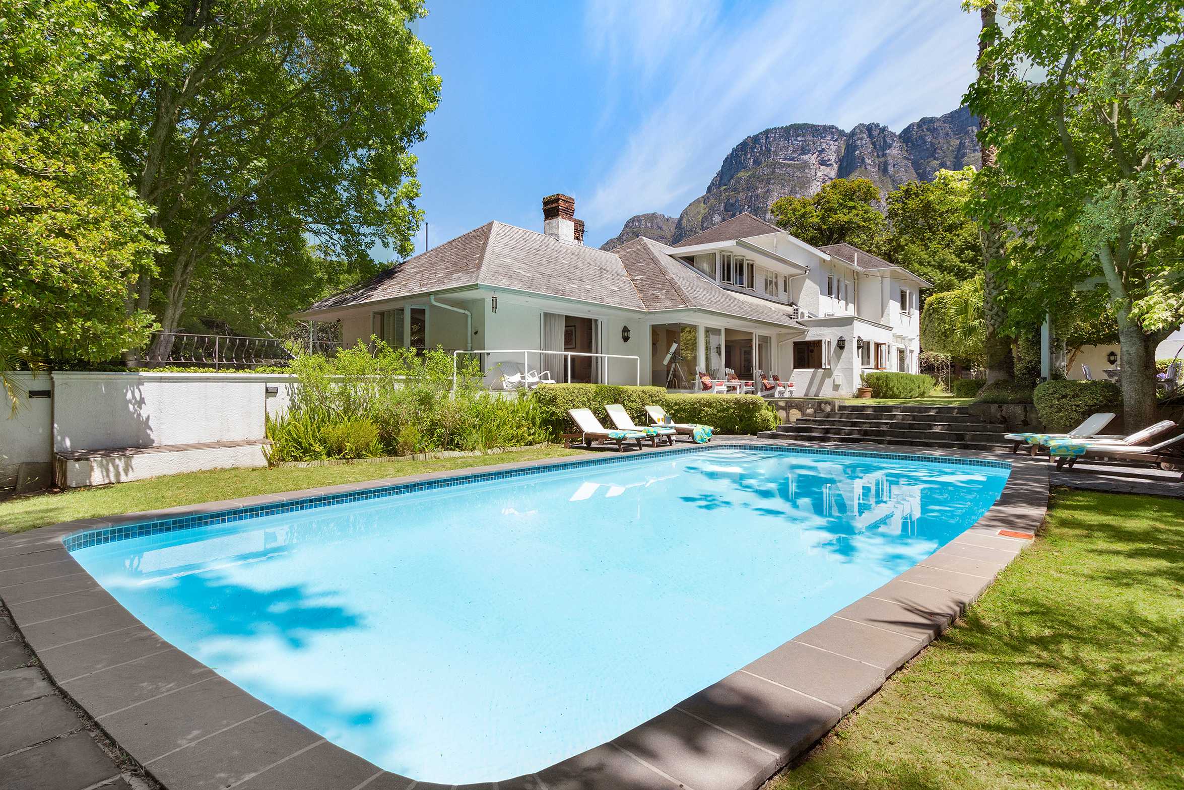 Craiglea Newlands - Villa with Pool & Tennis Court — Cape Town, Western Cape — vacation rental