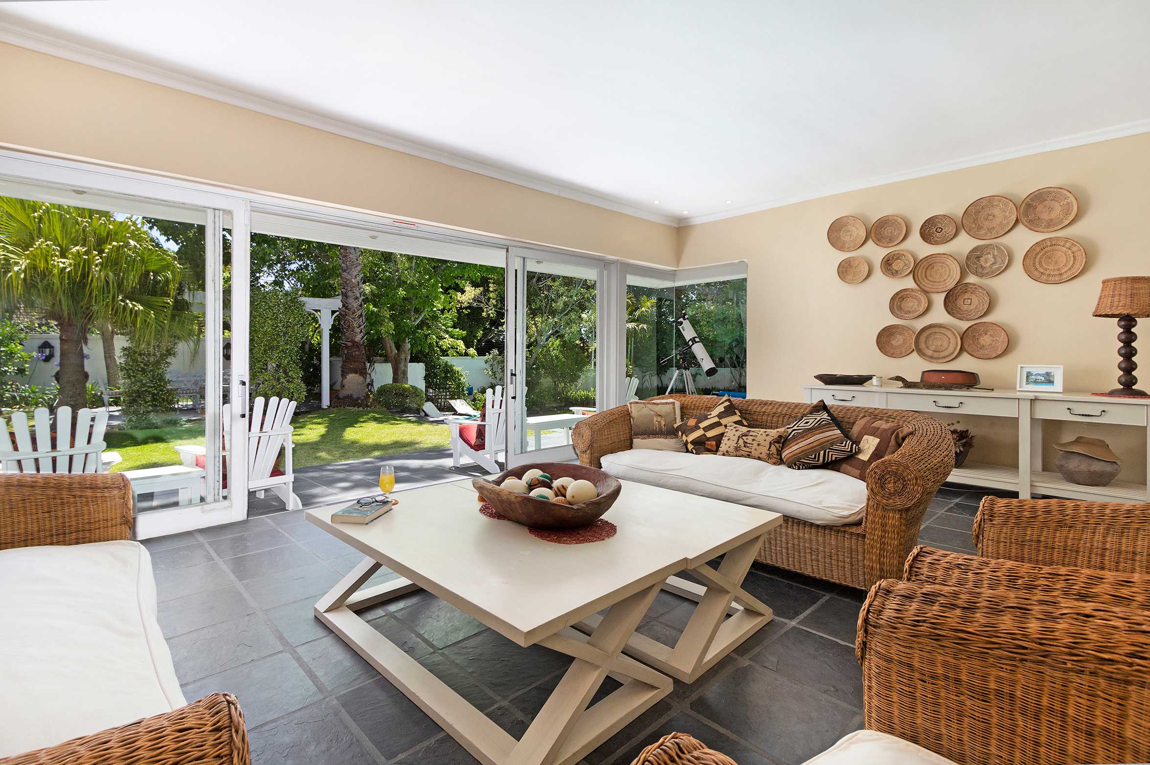 View 10