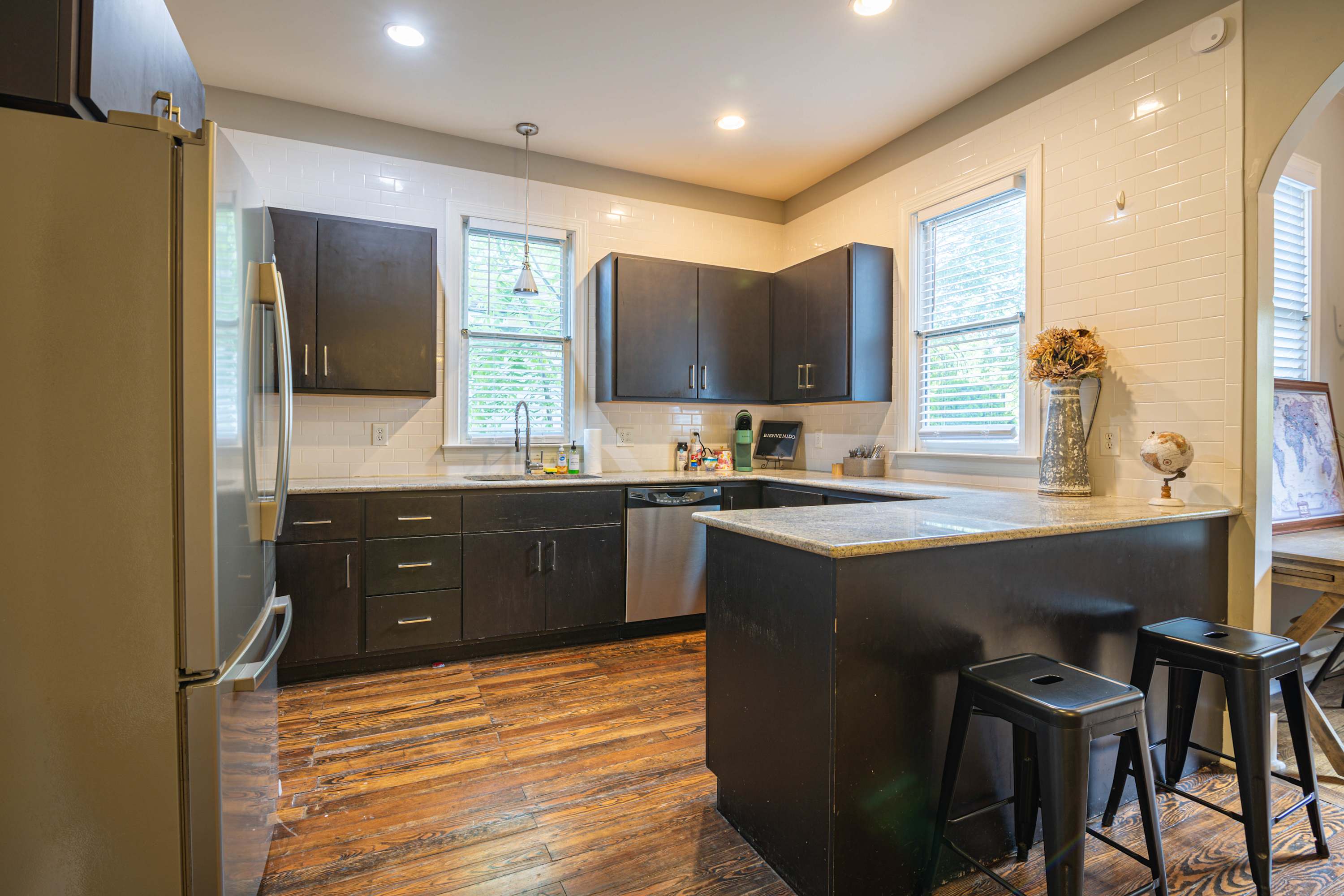 East Nash Bungalow | Fire Pit + Yard | Sleeps 6