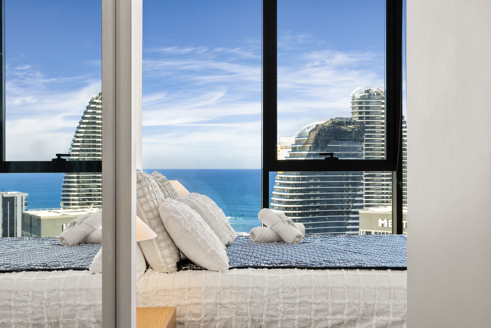 Stylish Vogue-Inspired Getaway at Casino Towers!! — Broadbeach, Queensland — vacation rental