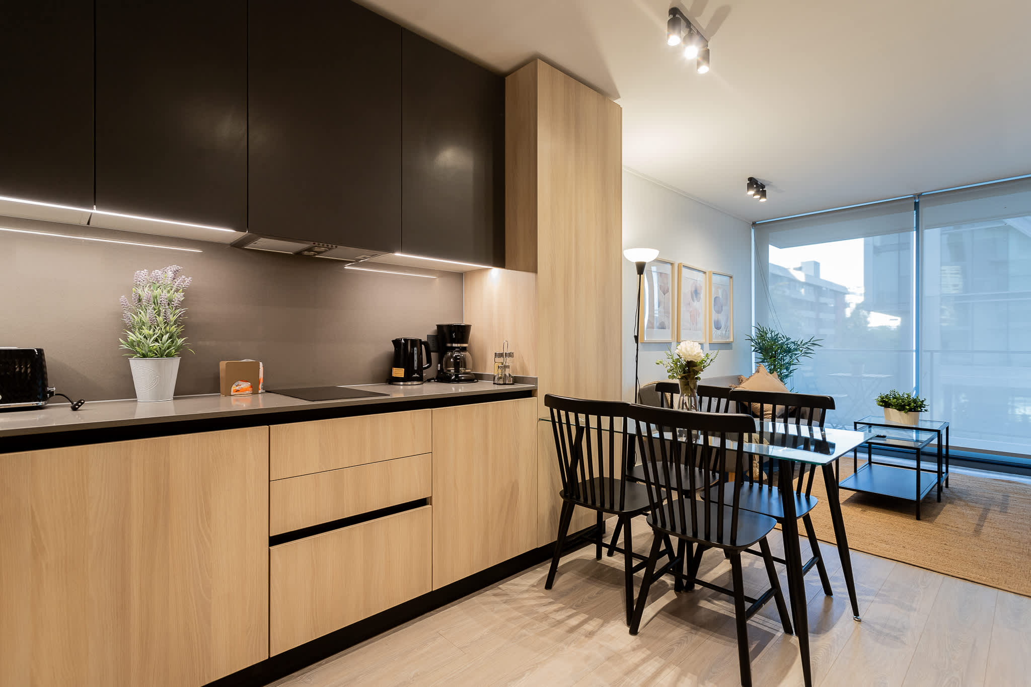 Sleek and modern kitchen with everything you need for culinary creativity. Enjoy meals in a stylish dining area.