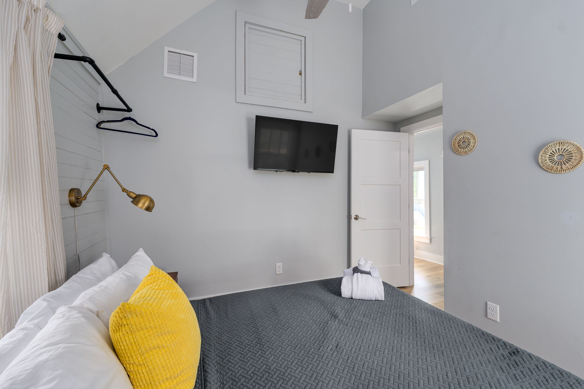 59 Cuna | Heart of Downtown | Hot Tub — photo 19
