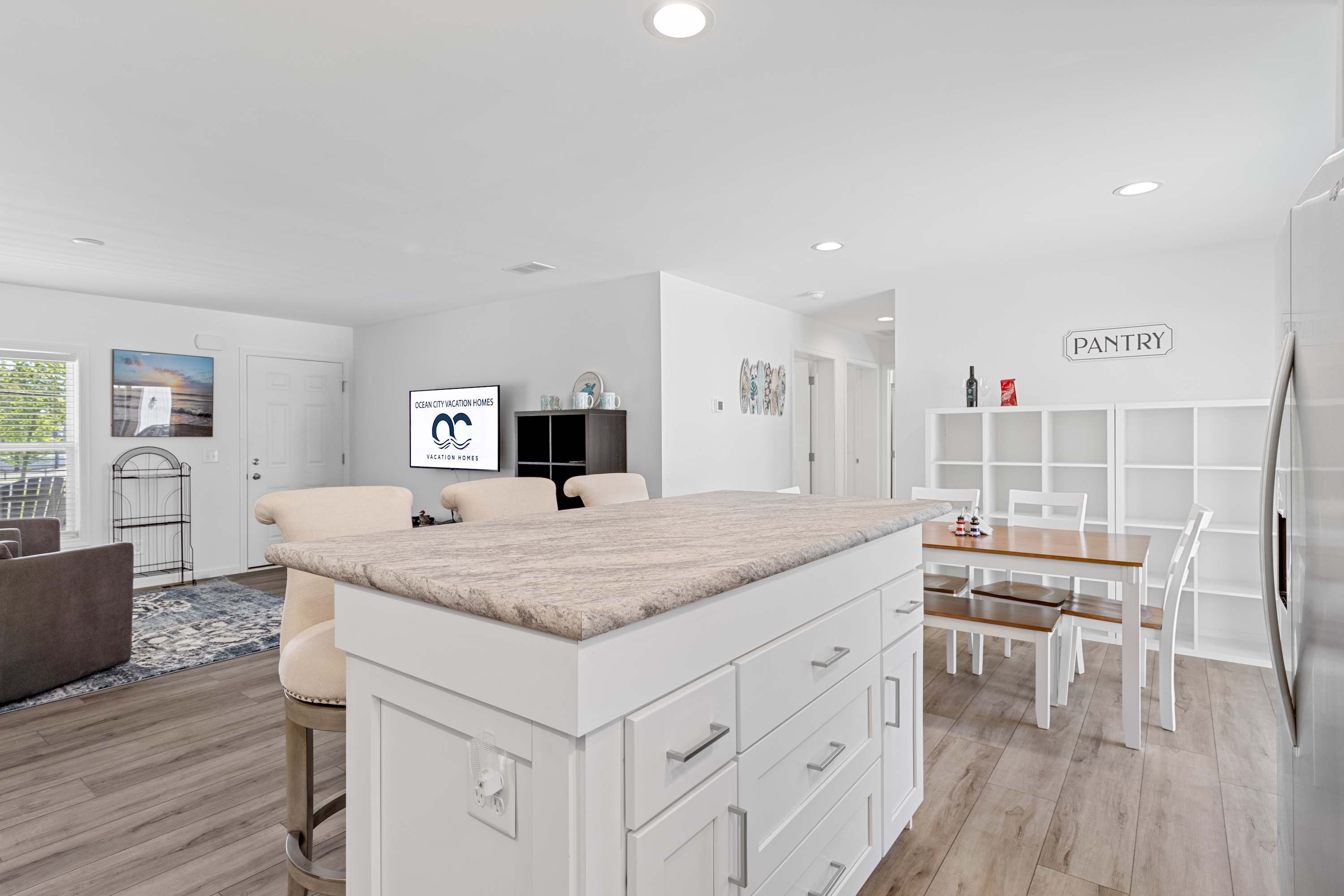 38030 Keenwick Family Home