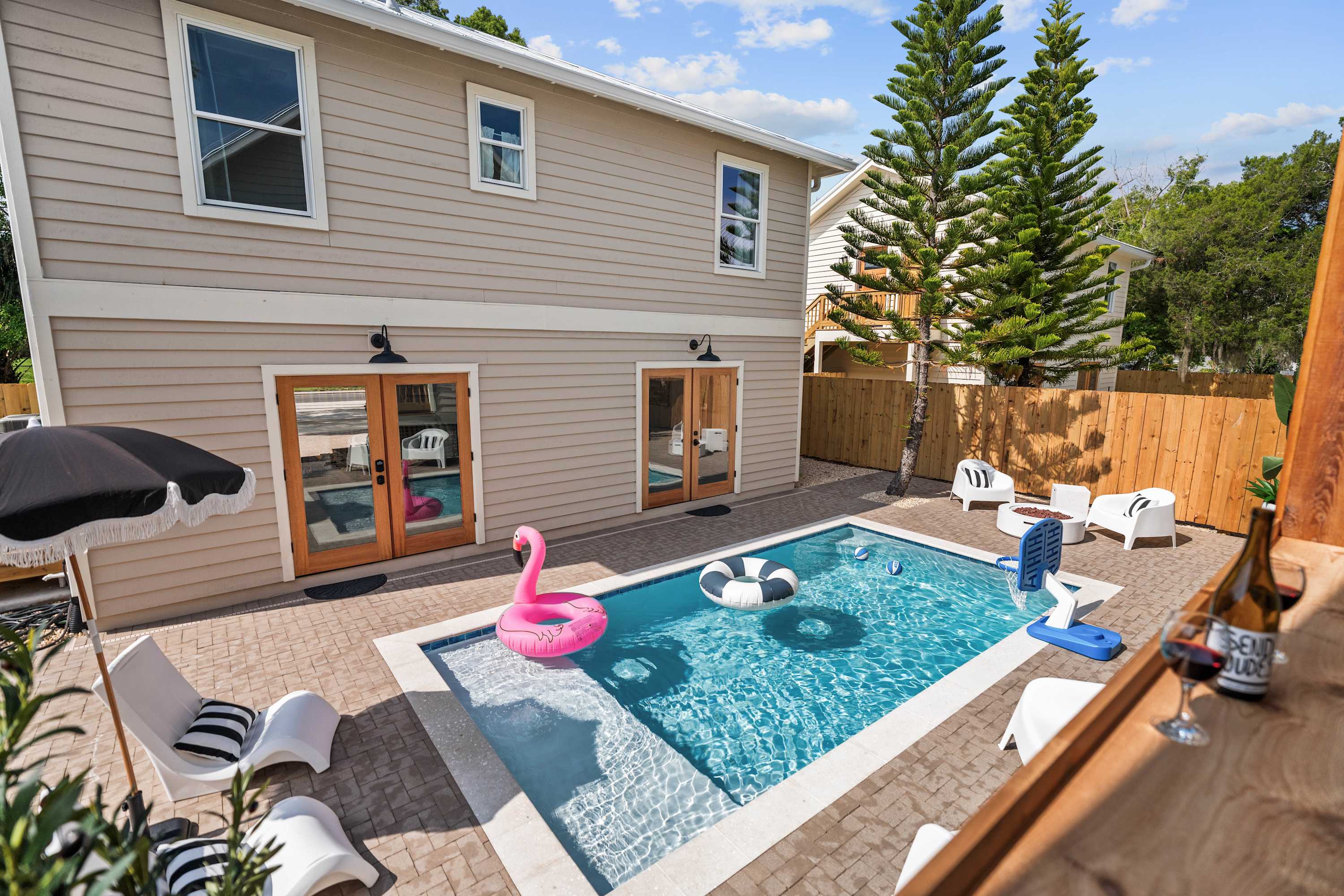 The Floridian Suite l Heated Pool l Walk to DNTN — St. Augustine, FL — vacation rental