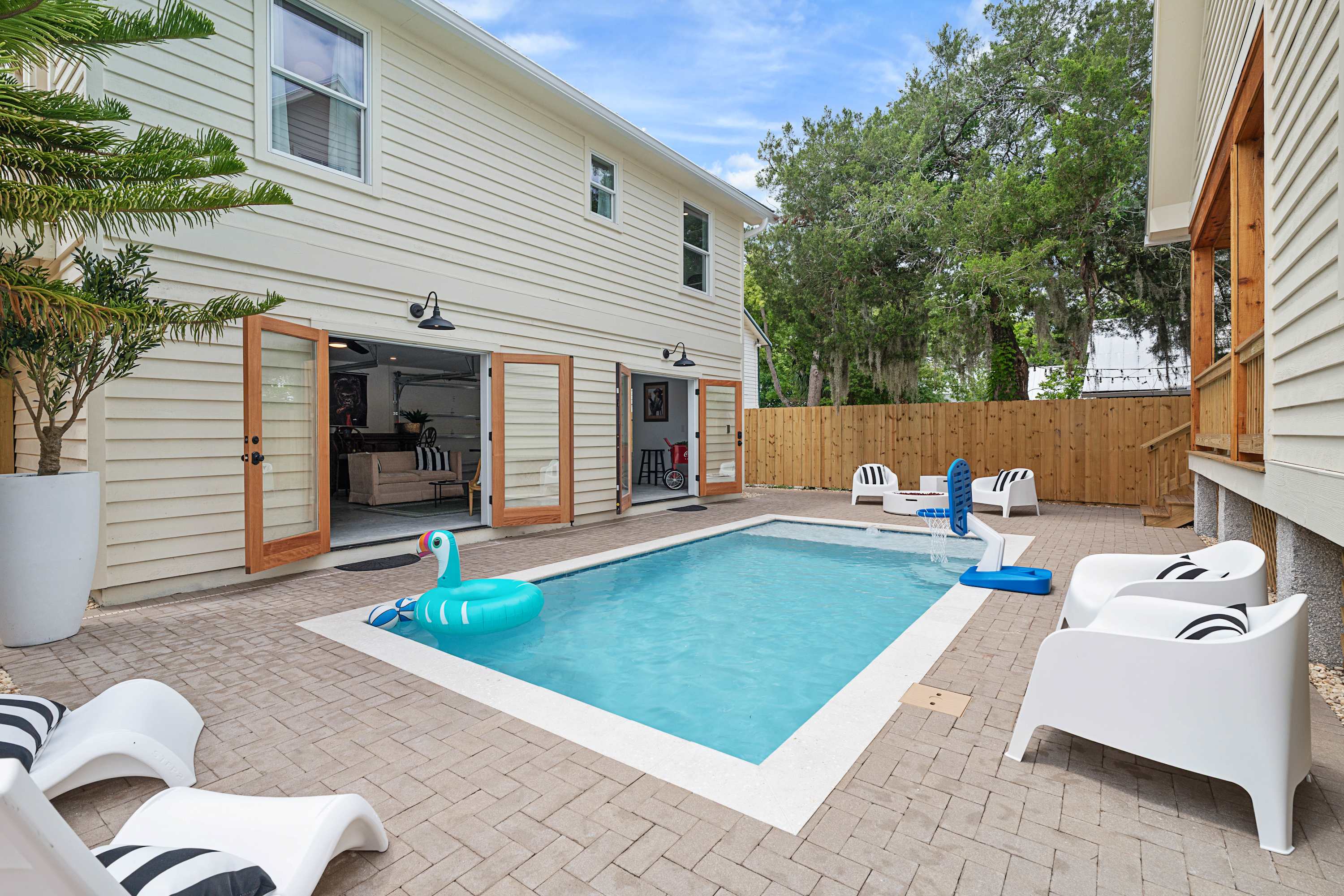 The Augustine Suite | Heated Pool | Walk to DNTN — photo 19