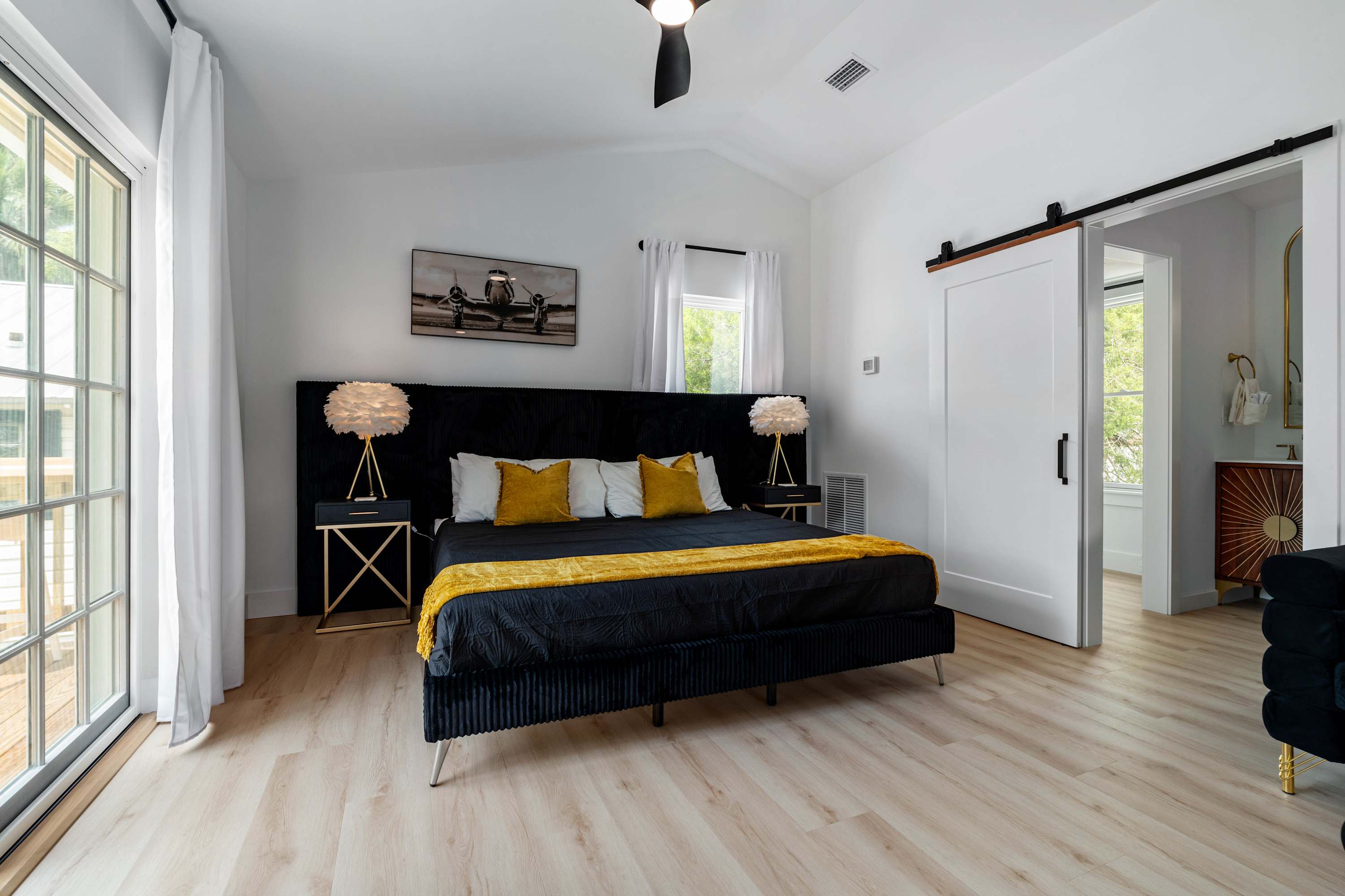 The Augustine Suite | Heated Pool | Walk to DNTN — photo 13