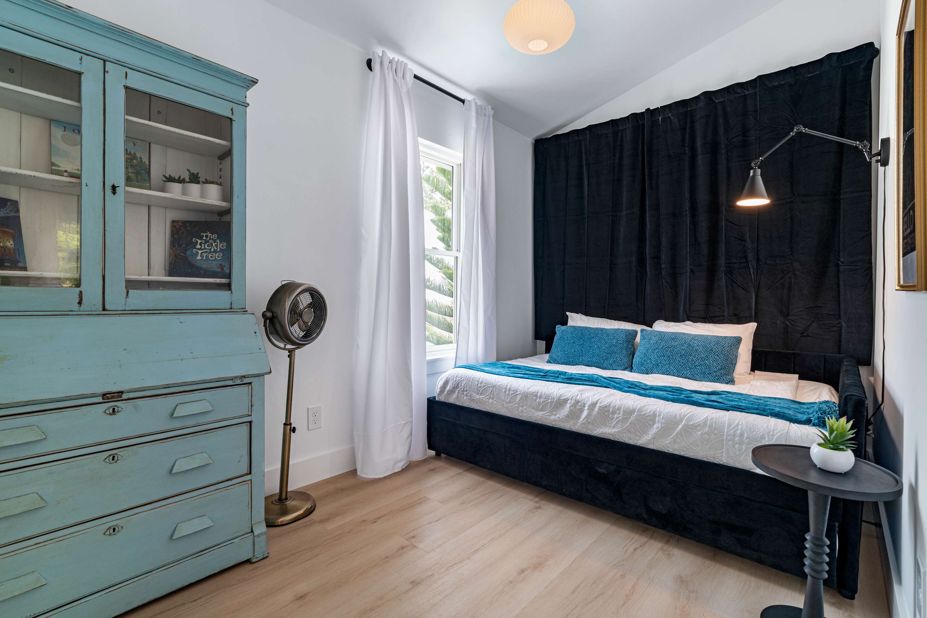 The Augustine Suite | Heated Pool | Walk to DNTN — photo 15