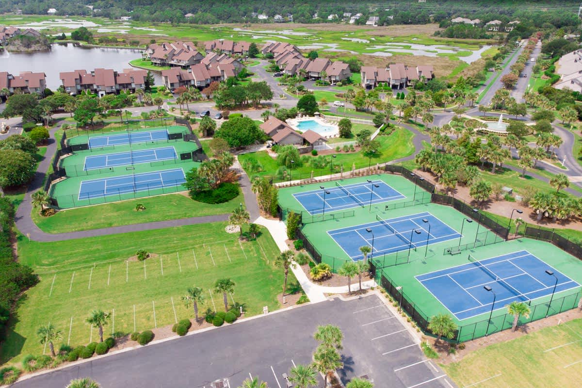 Litchfield Beach 2 Queen Room at Seaside Inn | Photo 13