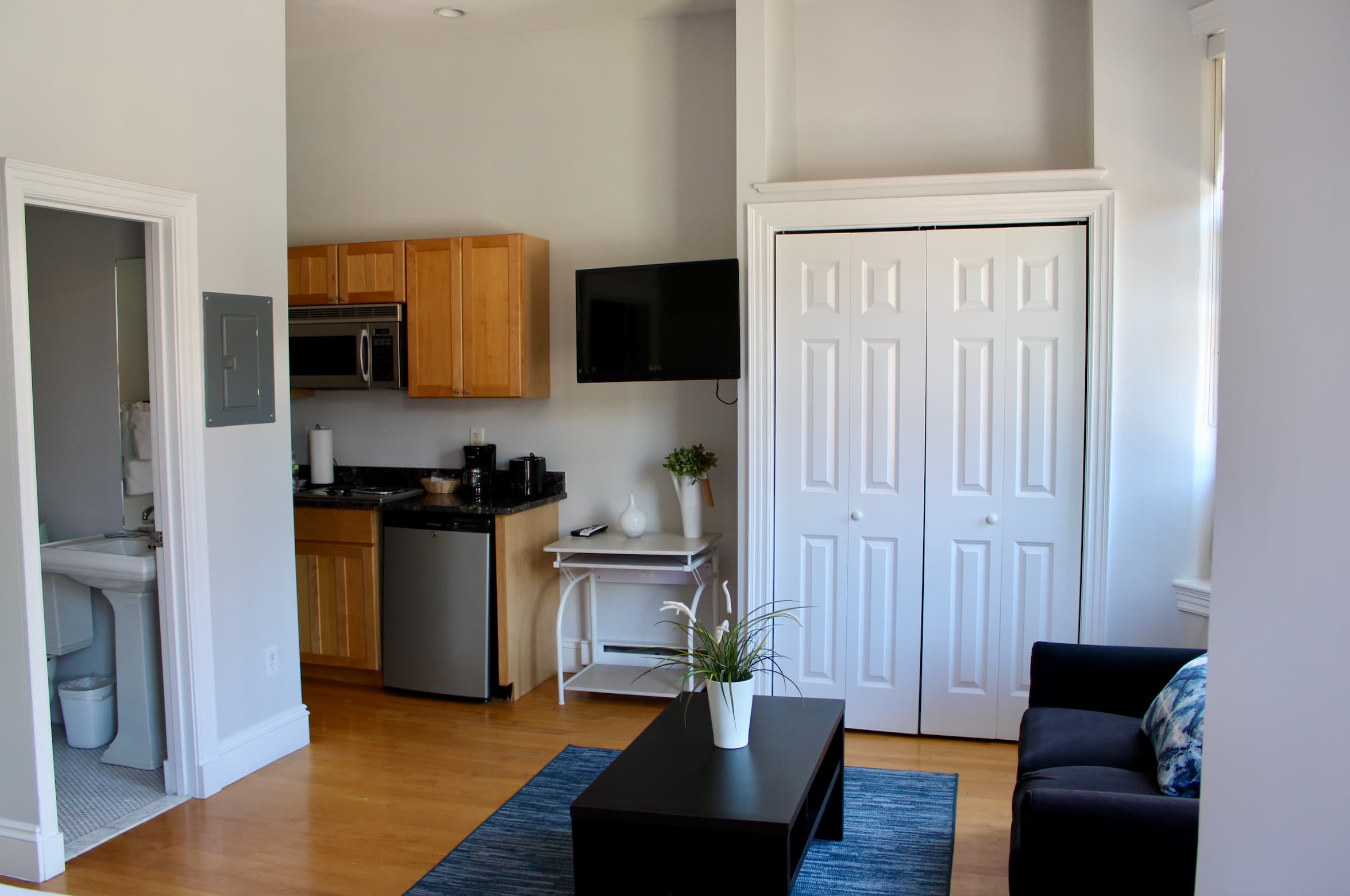 Stay Close to Fenway, Tufts Medical Center & More #3