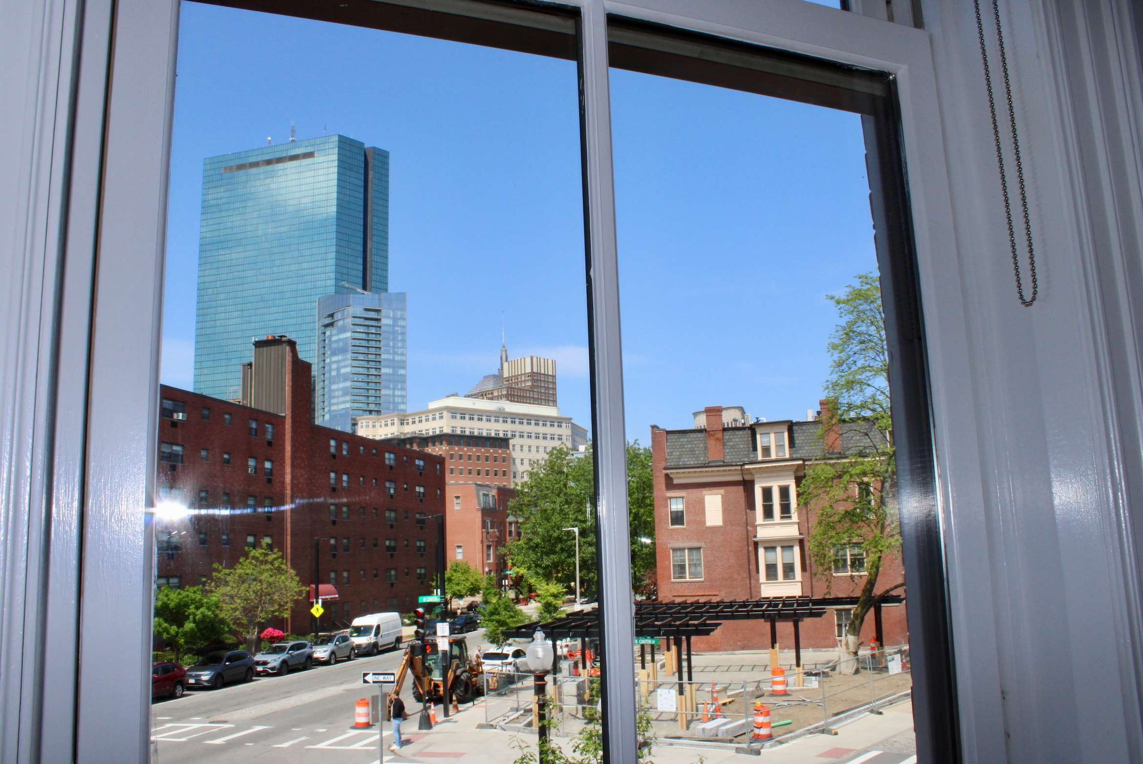 Stay Close to Fenway, Tufts Medical Center & More #3