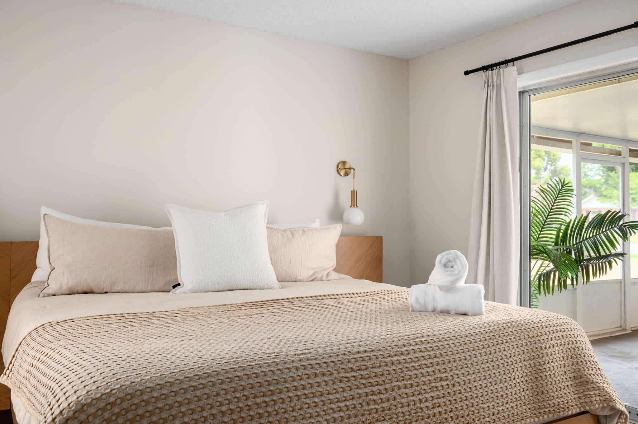 Spacious home w/ screened patio & EV charger