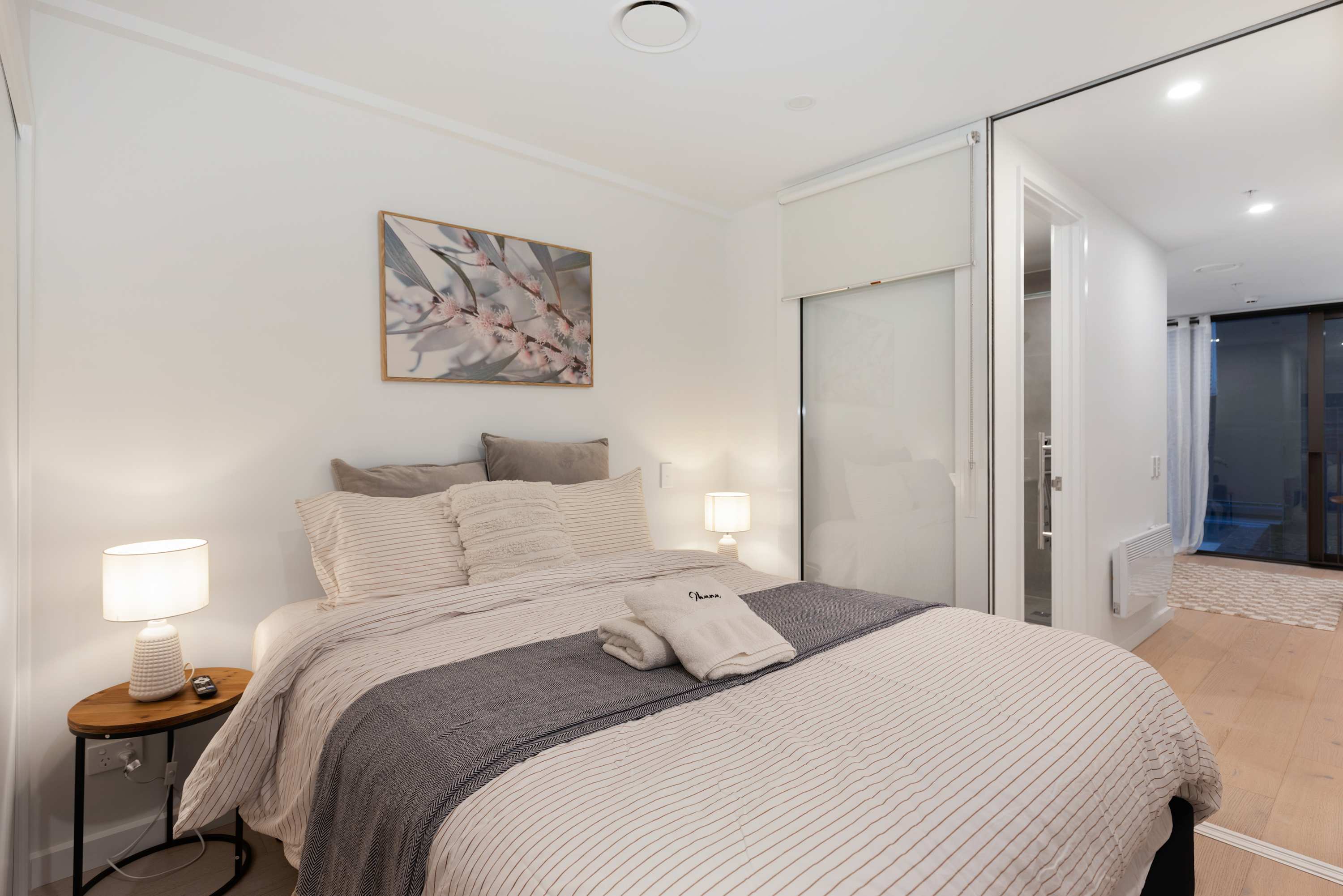 CBD 1BR – Modern Stay with Pool & Gym in Wellington