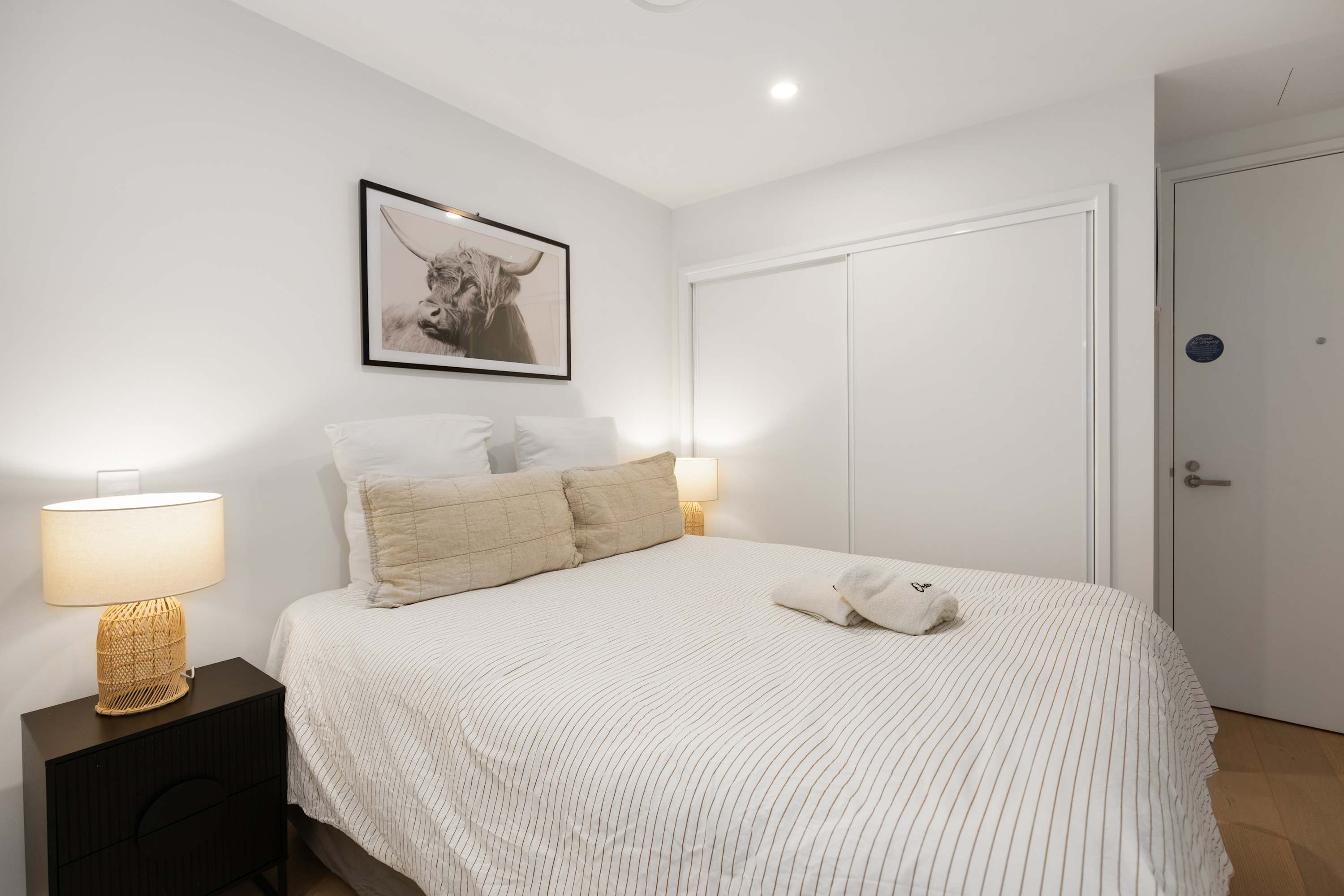 WLG CBD 1BR – Luxe Hyde Lane Stay with Amenities