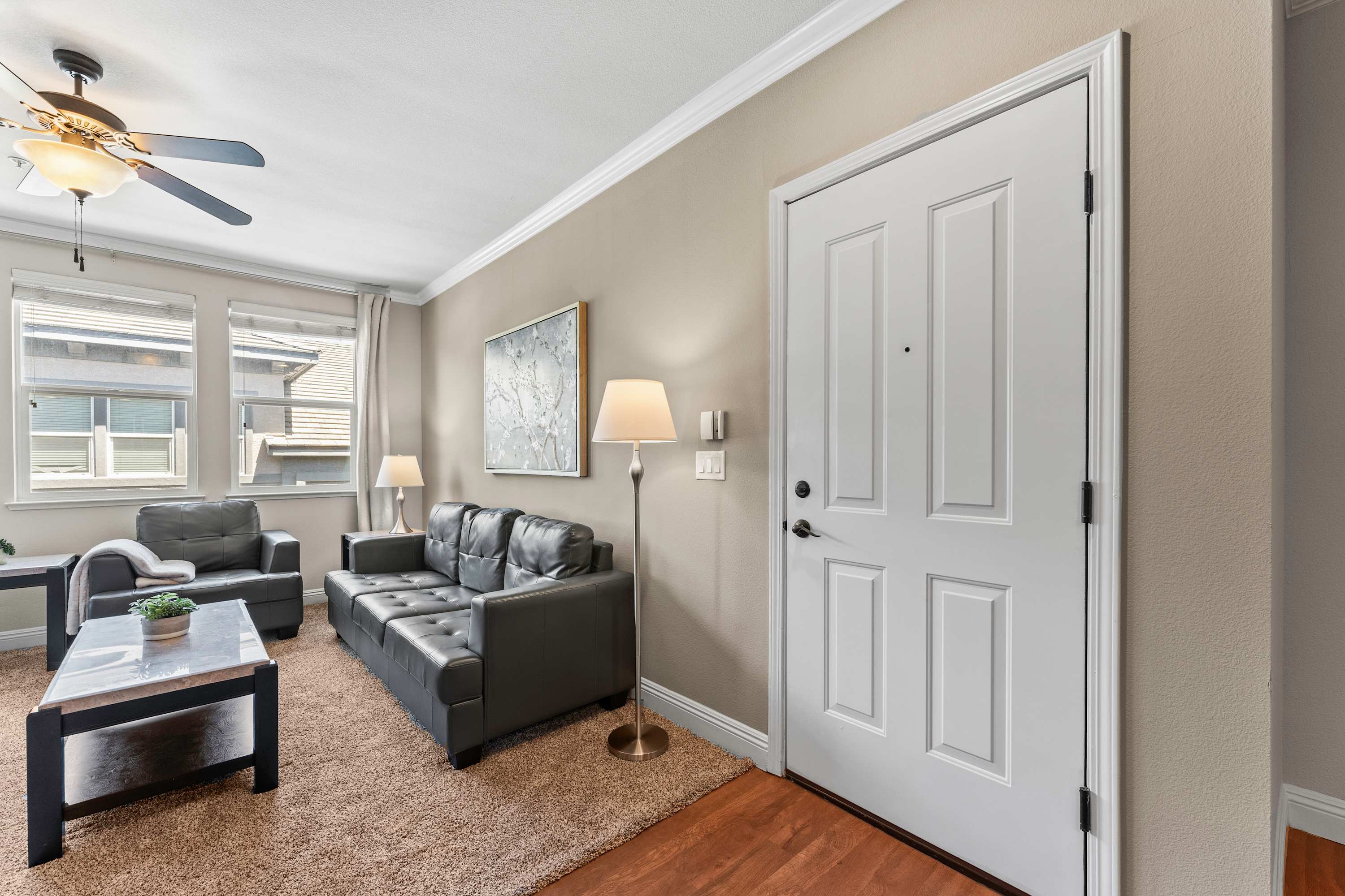 New Cozy 1BR Apt with Gym, Sauna & Heated Pool Access 6