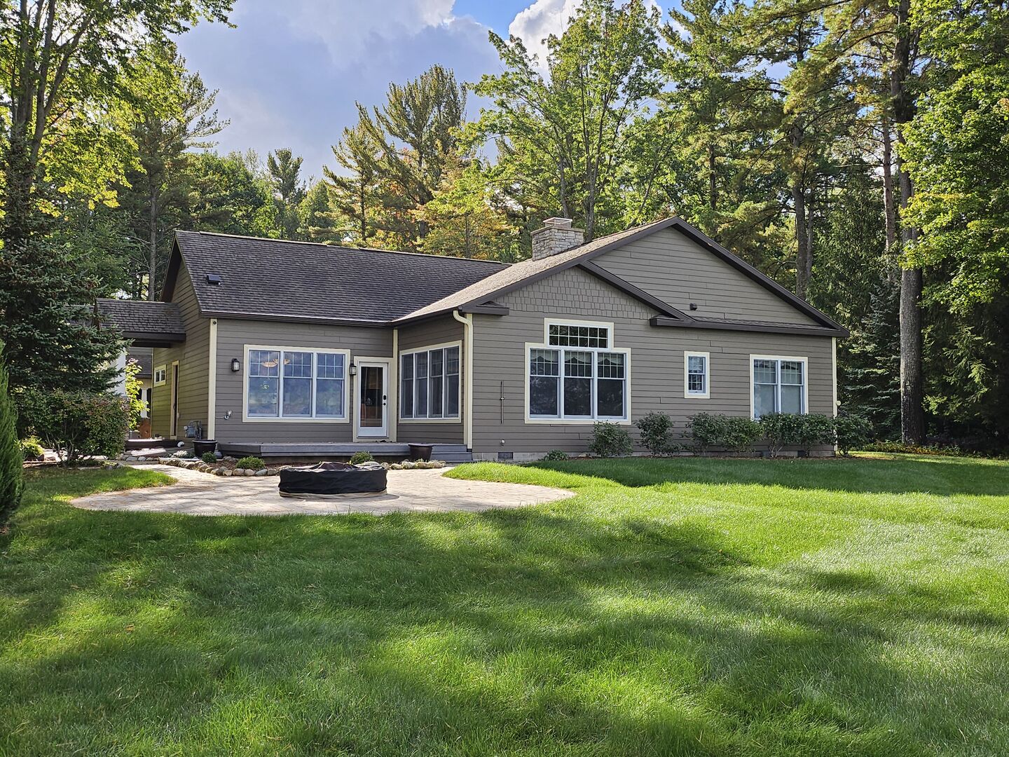 SERENITY SOUTH — Rapid City, MI — vacation rental