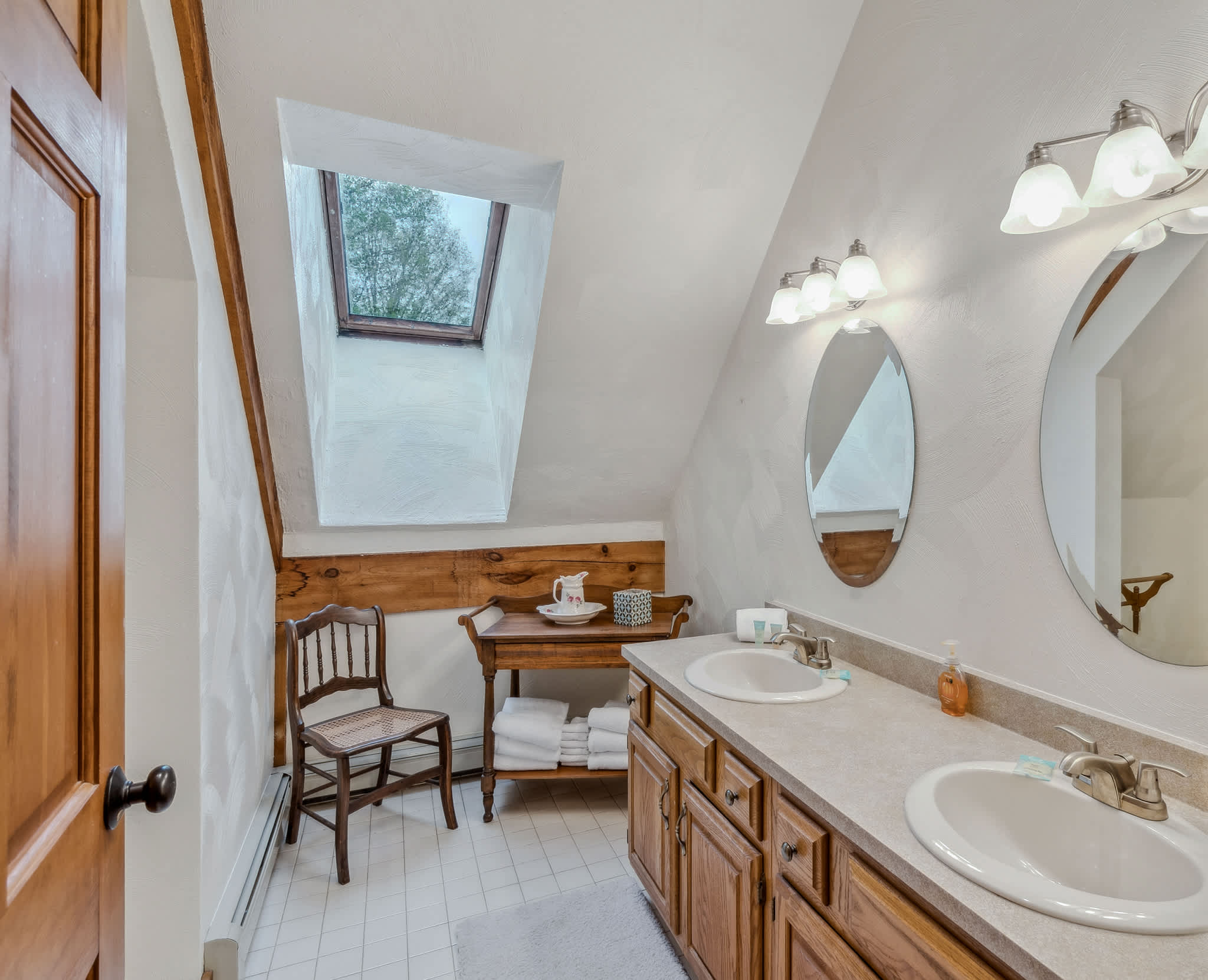 Mountain Views! Bonus Room | Sugarhouse Hideaway