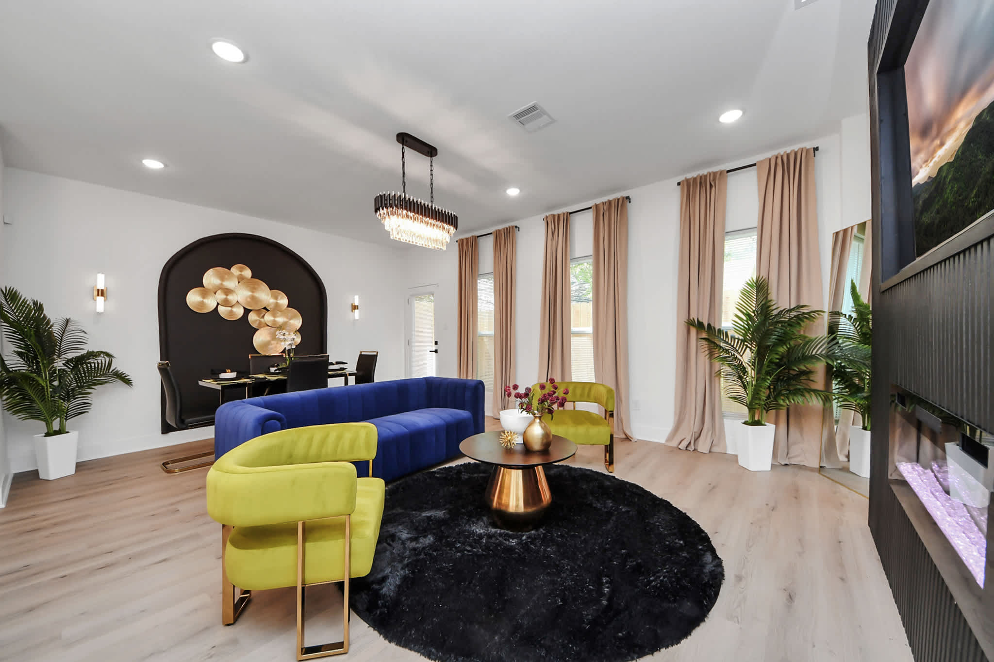 Luxury 3BR Retreat in Houston 6