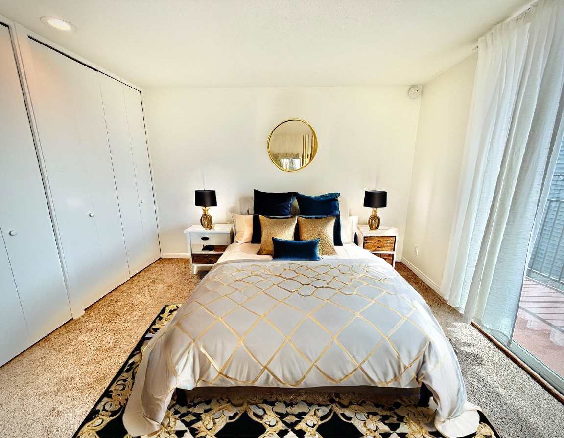 Mission Beach Bayfront Condo | Steps to Ocean - Photo 3