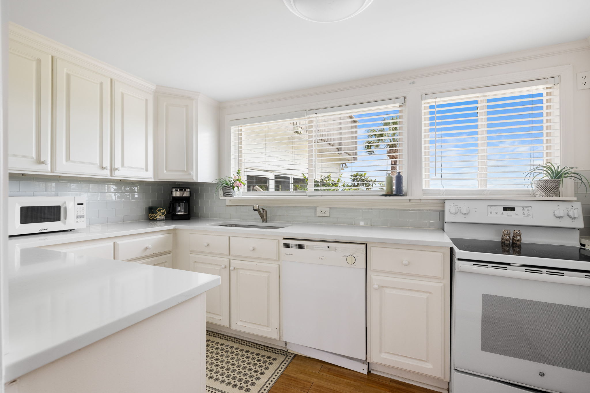 Perfect kitchen with marsh views! 