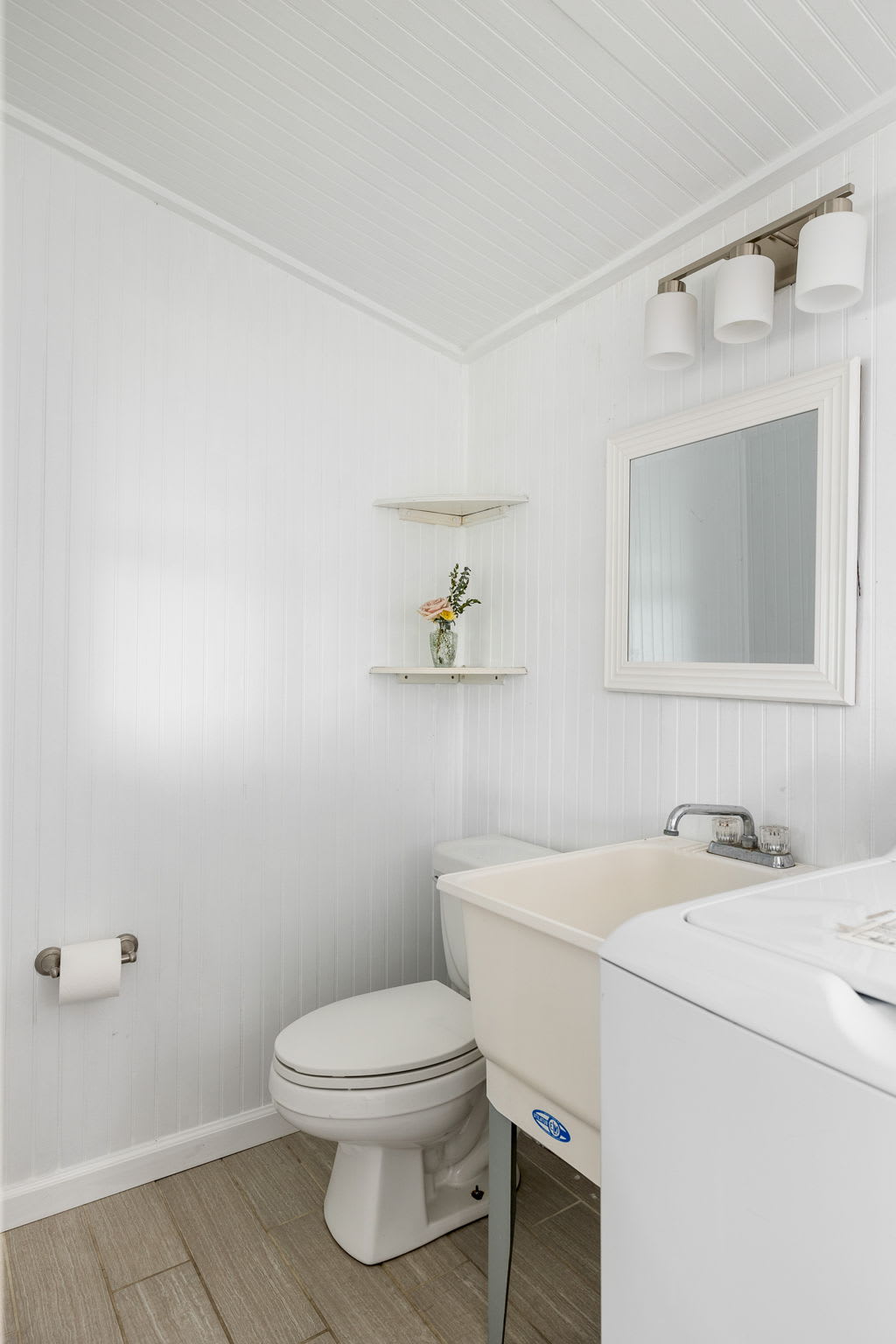 Half Bath + Washer/Dryer 