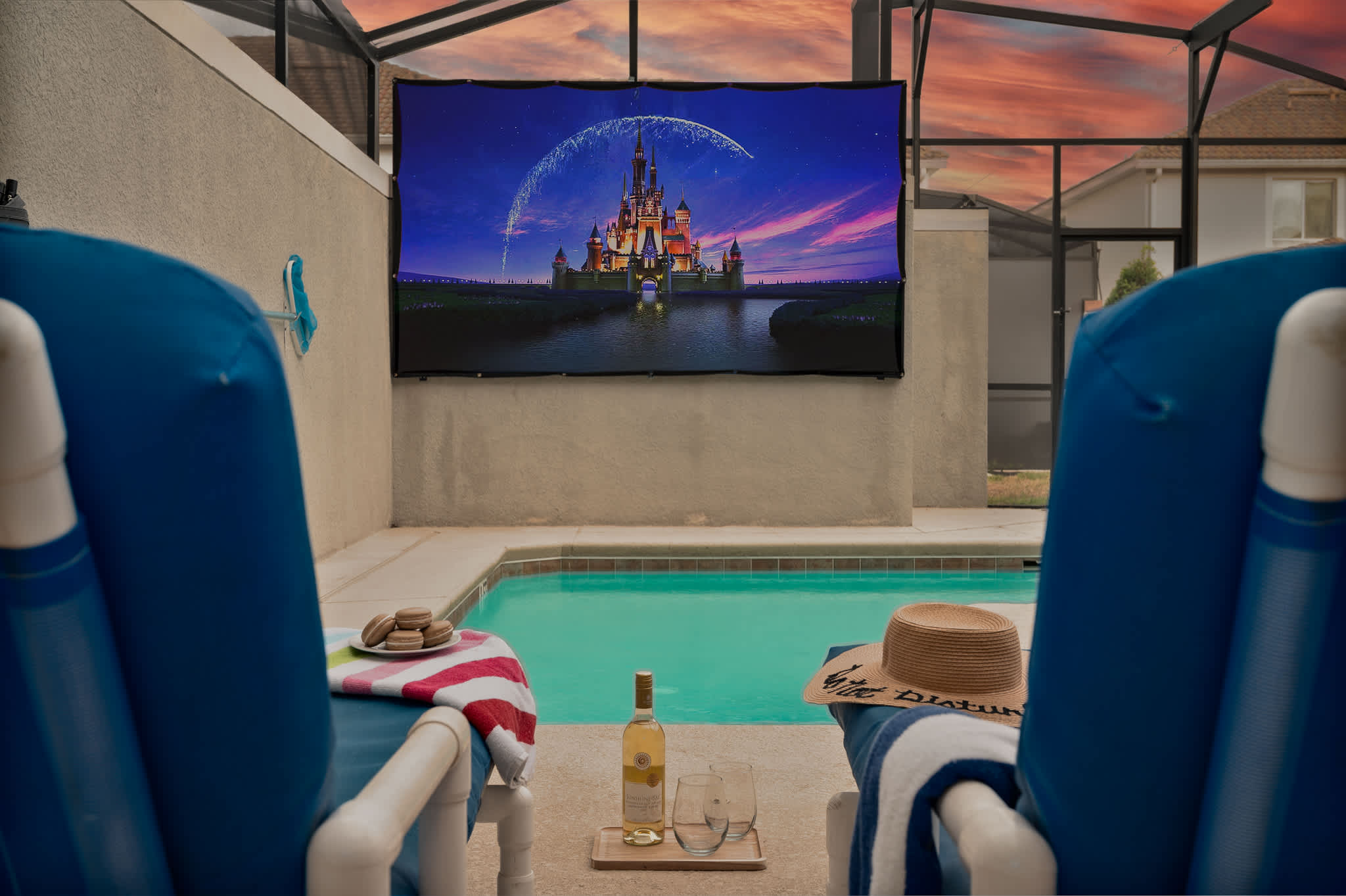 Spacious home w/private pool & BBQ near Disney